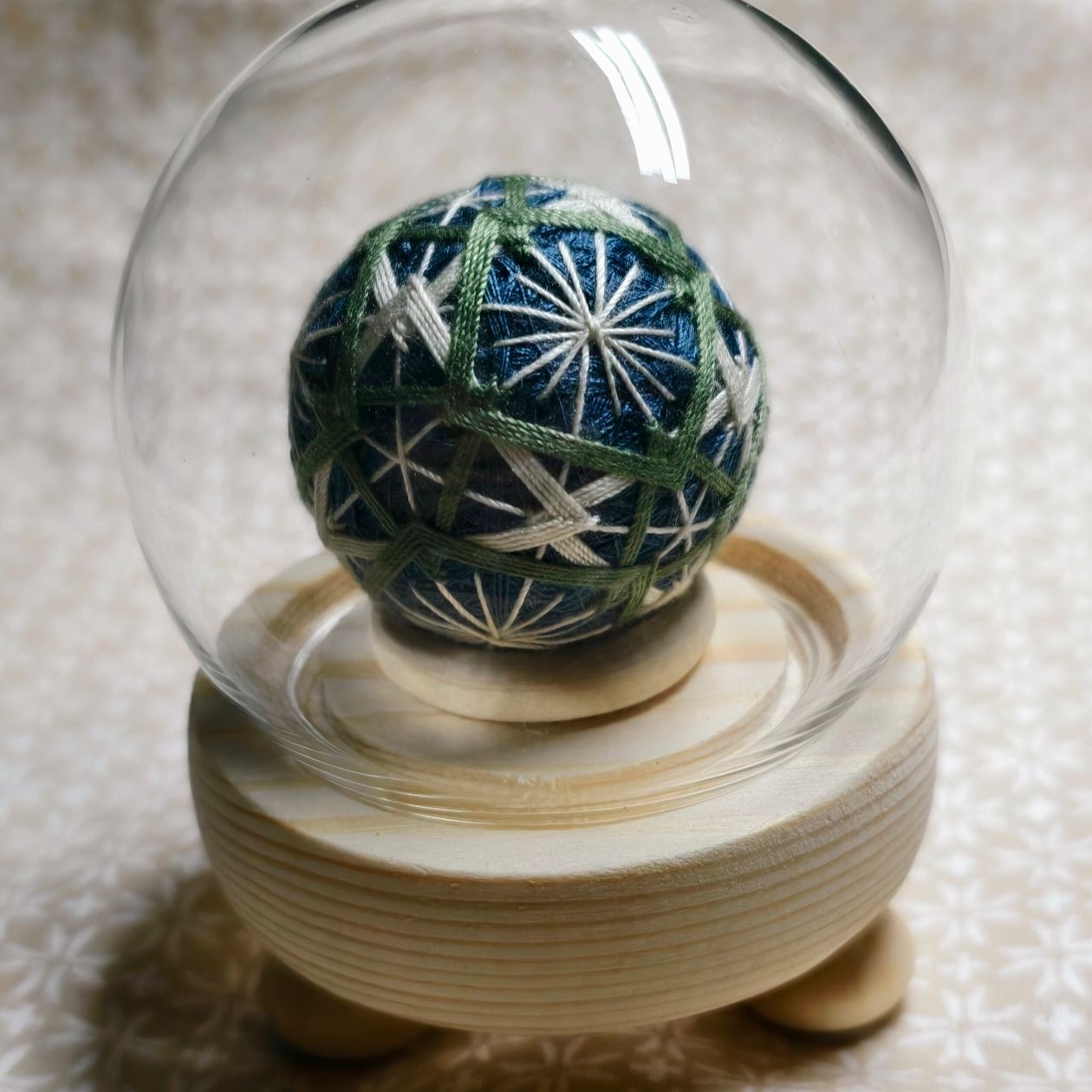 白綠幾何松針（含玻璃罩）