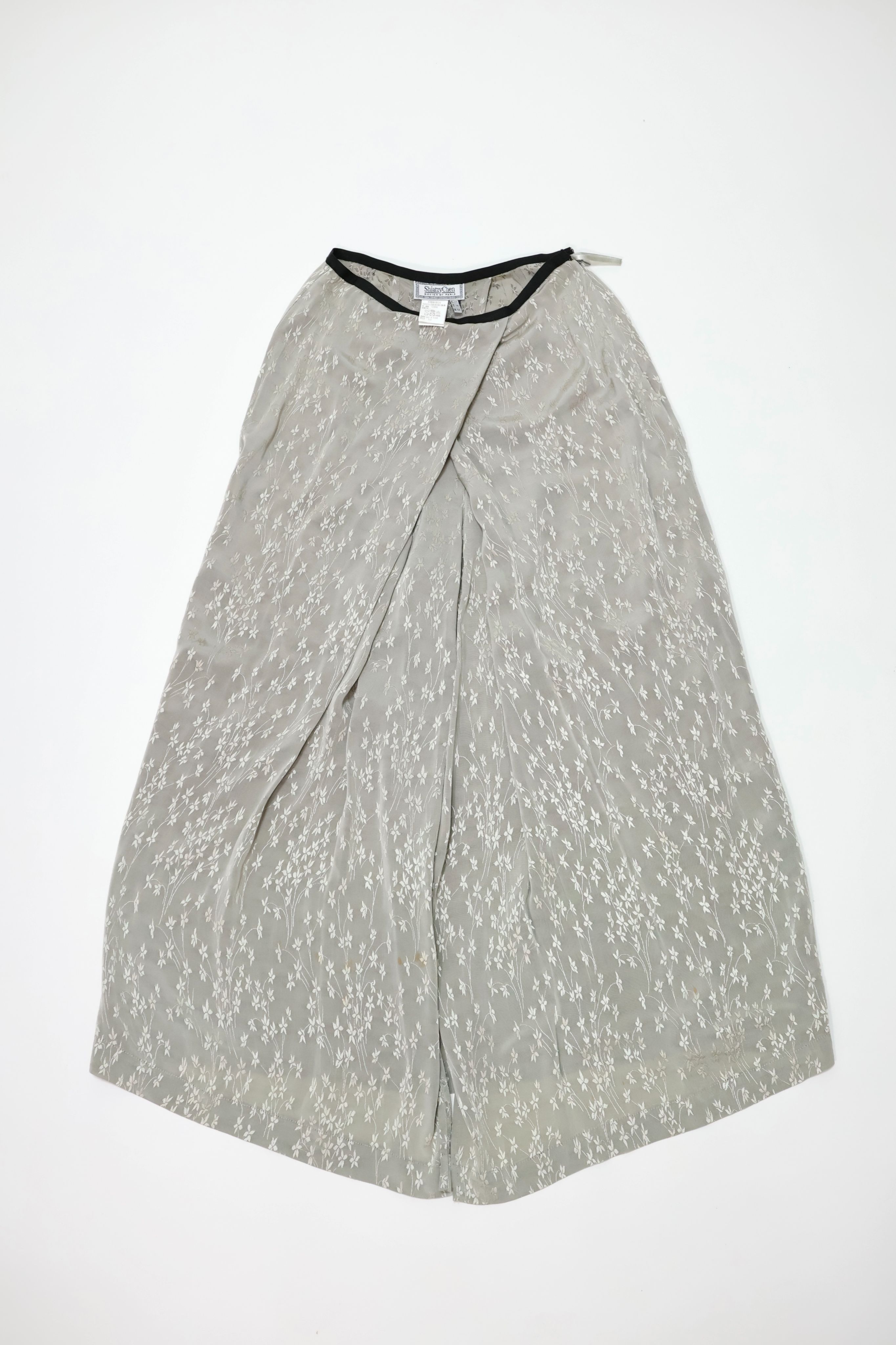 ShiatzyChen 銀色半開裙褲 Silver Semi-Open Pants