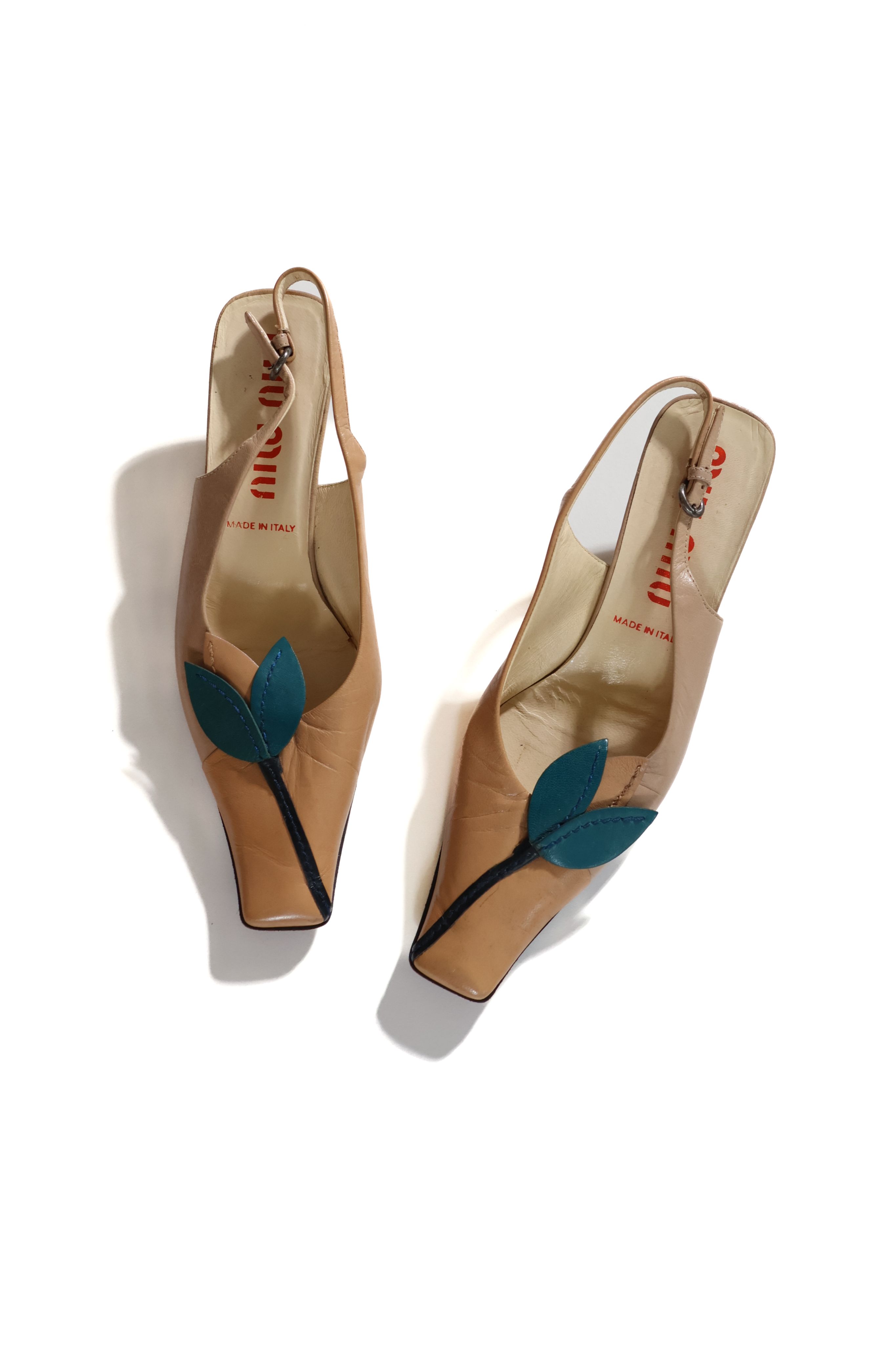 鬱金香花真皮跟鞋