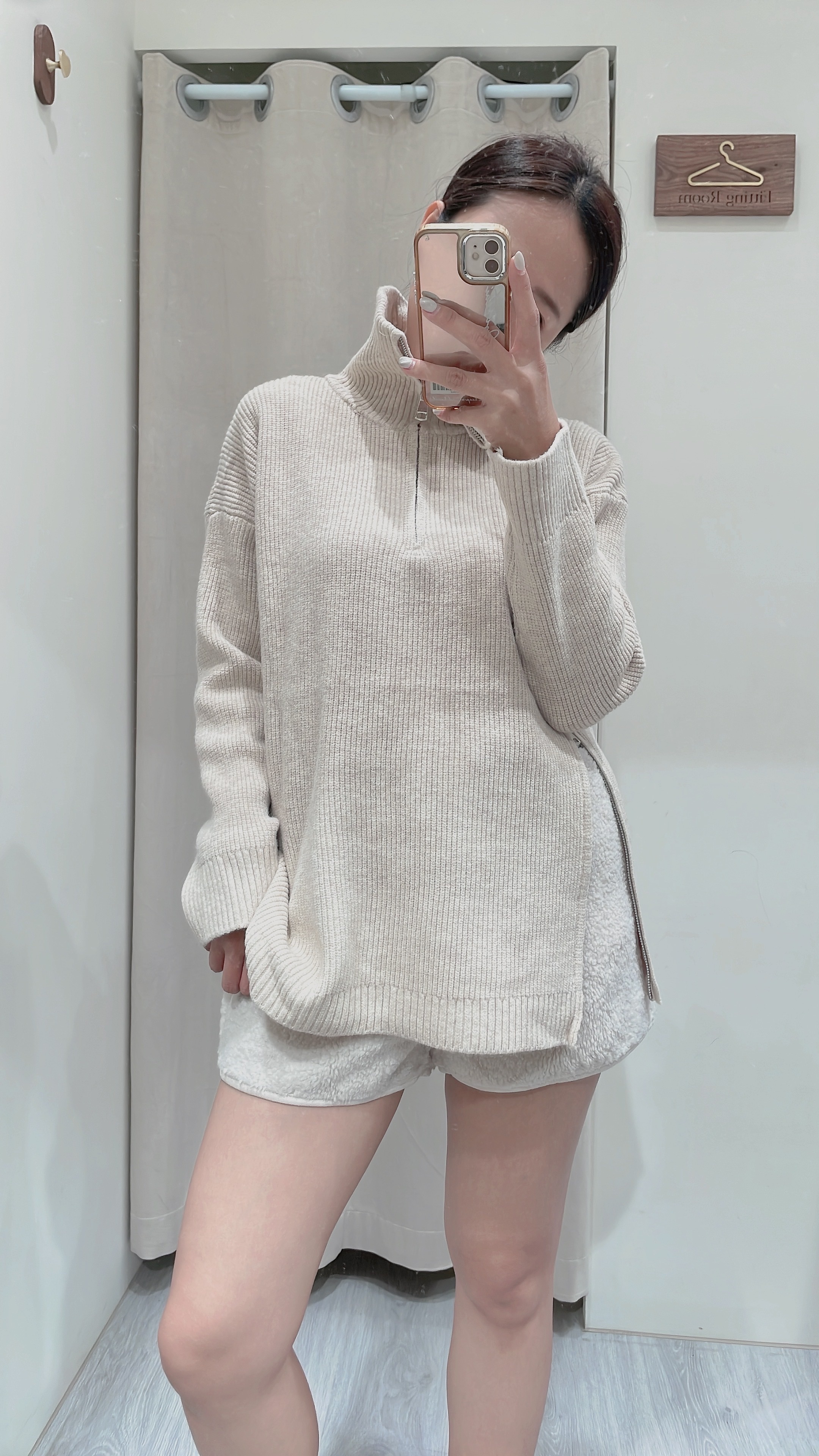 AW 【側拉鍊翻領毛衣】☺︎☺︎