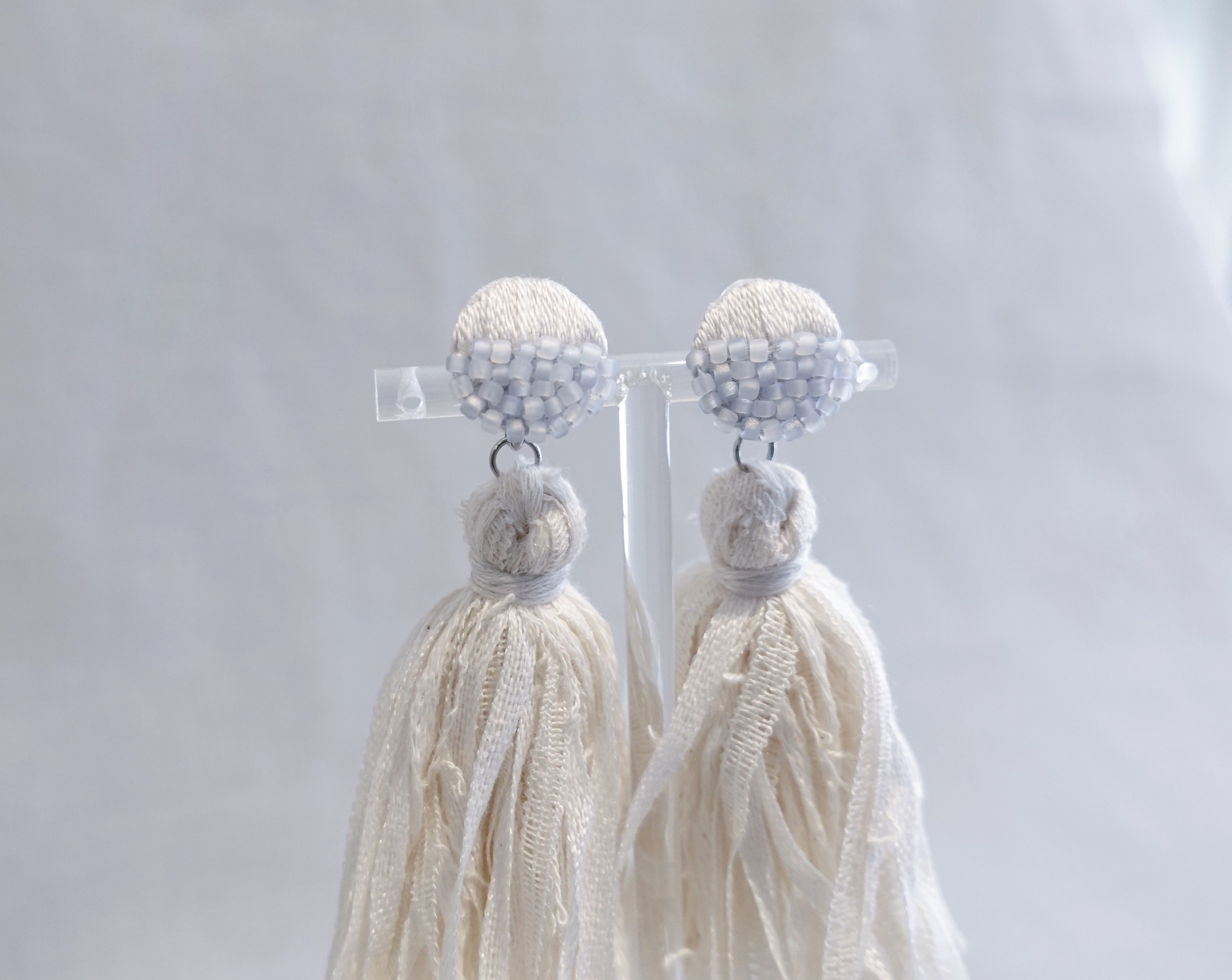晨露・手工刺繡耳環