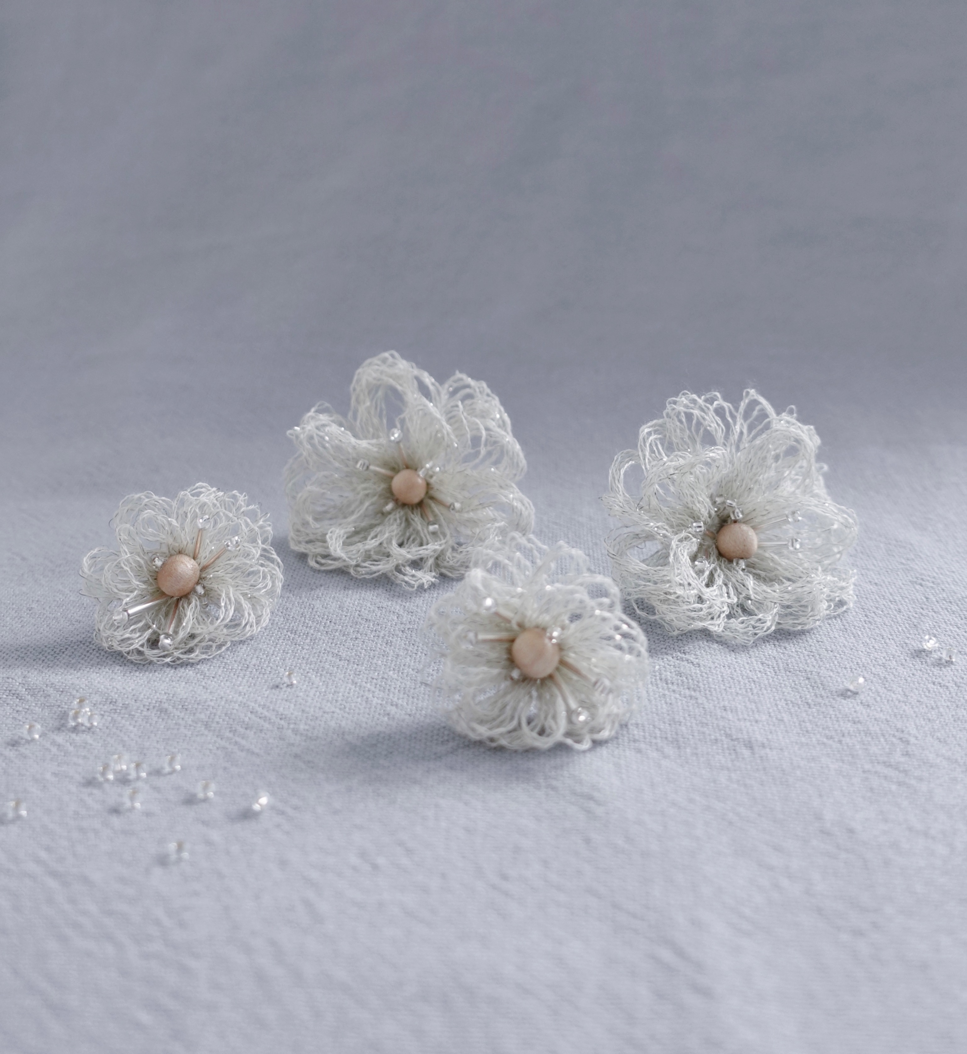 纖纖花・手工刺繡耳環 L/M