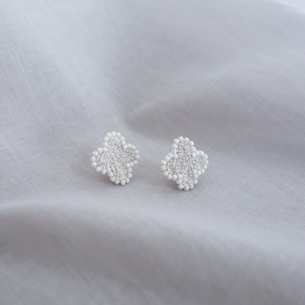 珠光米花・手工刺繡耳環