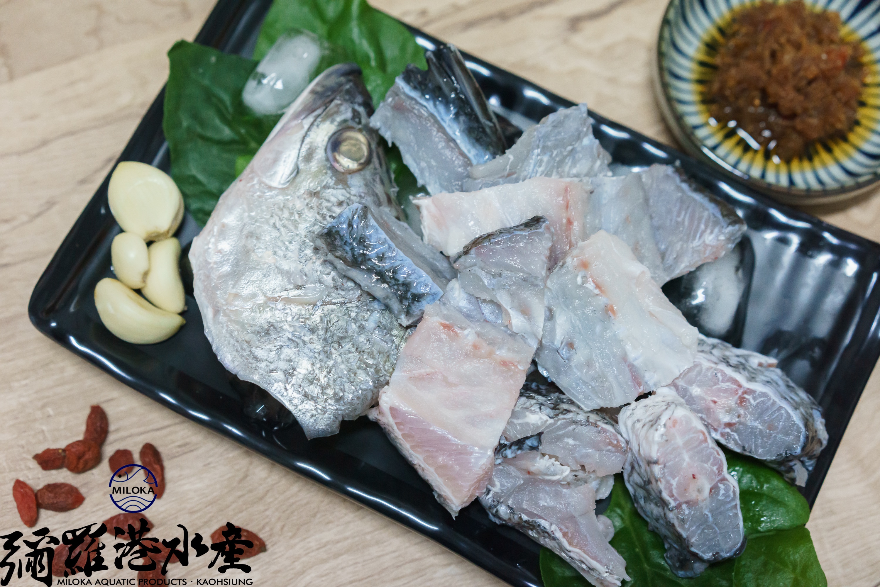 魚頭骨