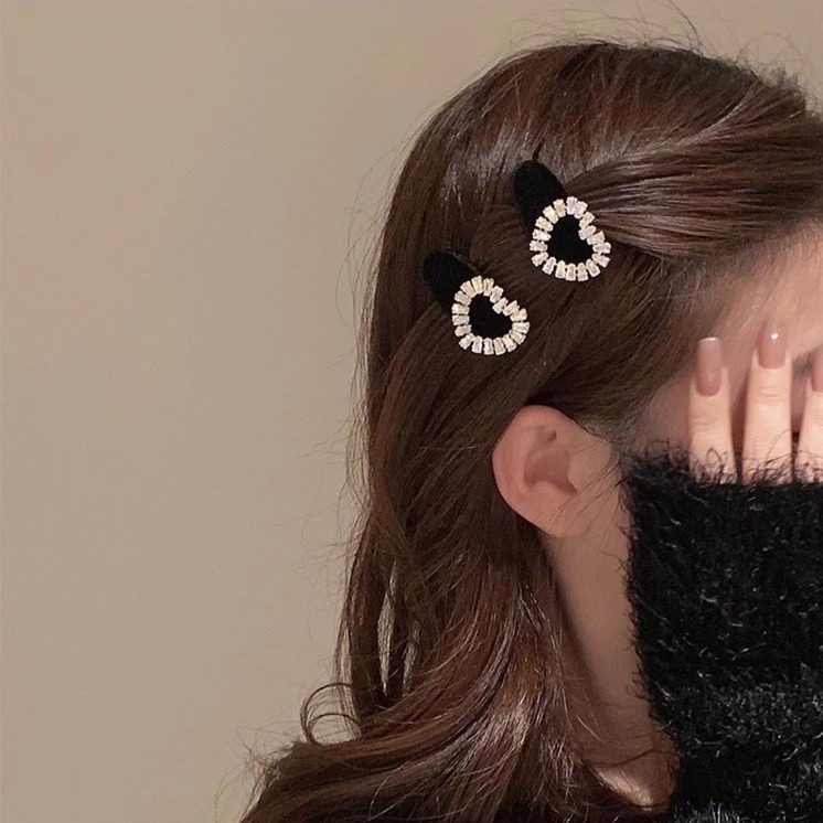 閃鑽絨毛側邊小夾子（預購）