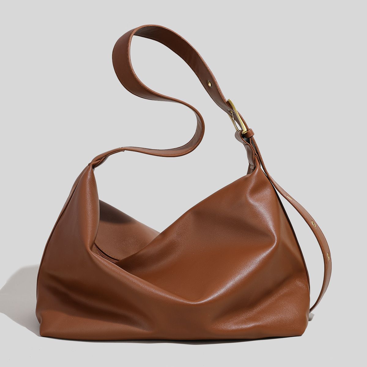 大容量輕奢大容量百搭腋下包（預購）