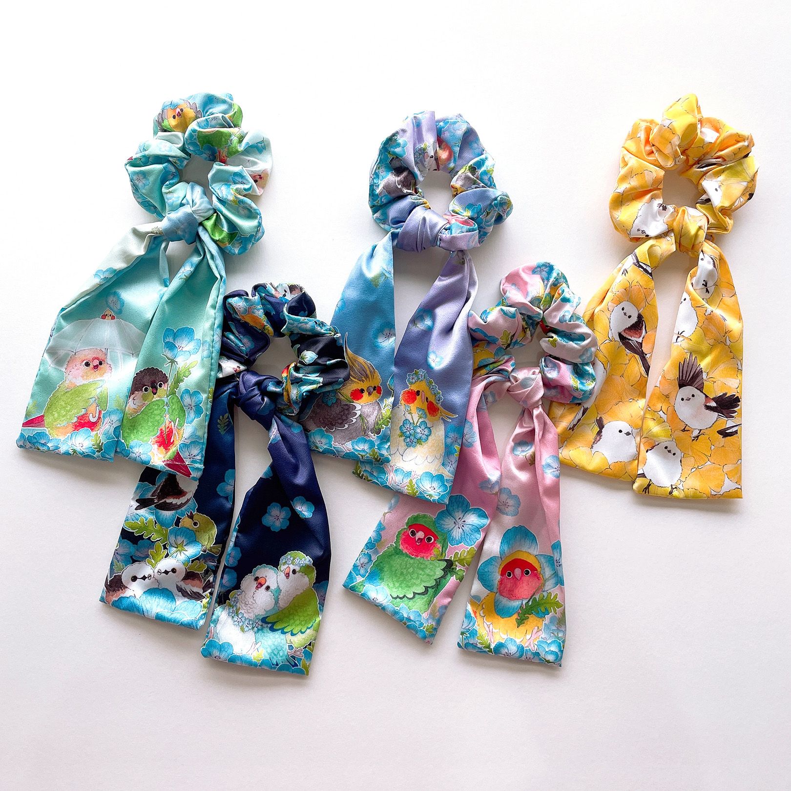 Rolia’s 手作 【粉蝶花系列】飄帶大腸圈 髮圈 鸚鵡/鳥/山雀