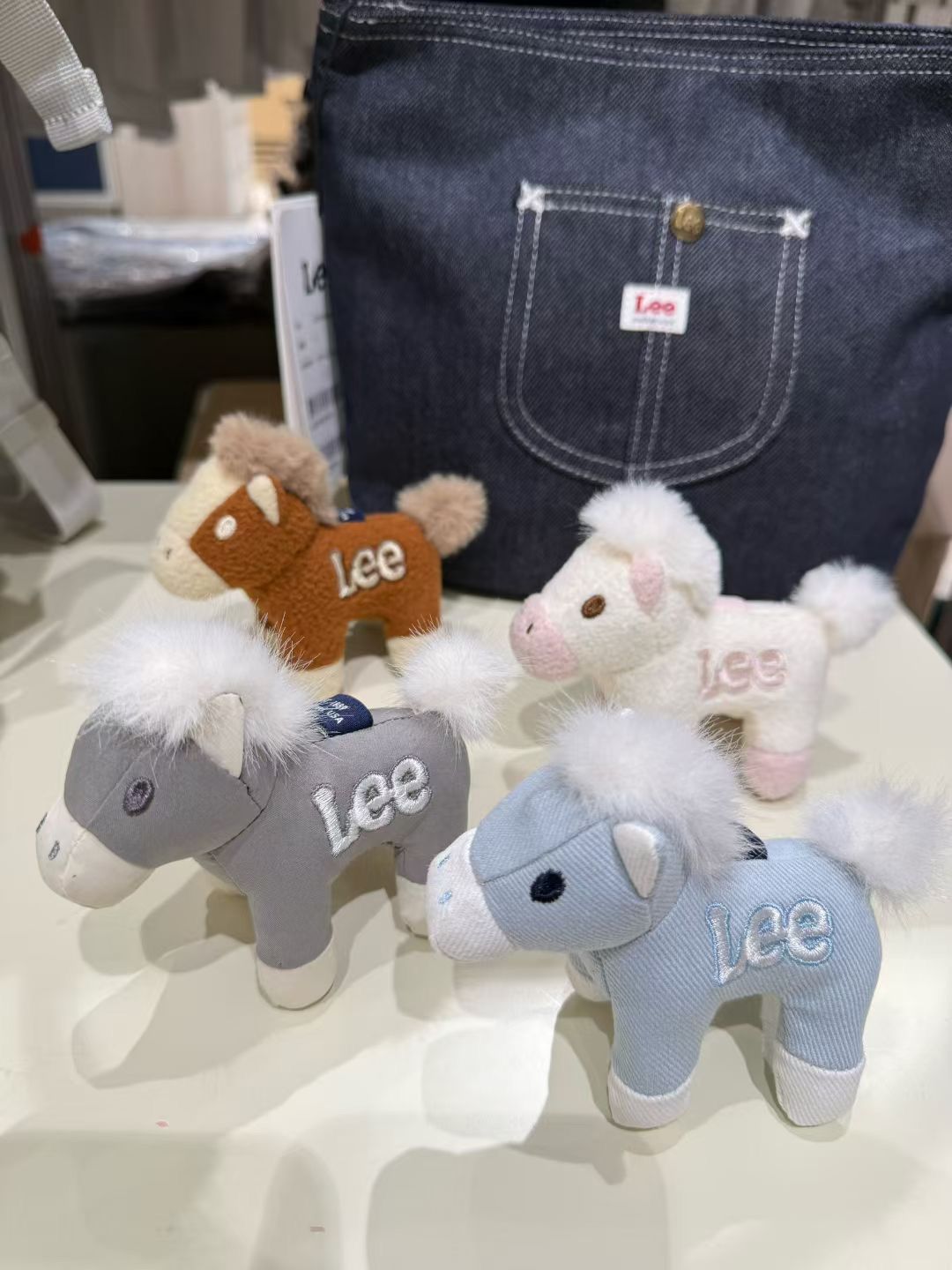 （現+預）Lee 小馬鑰匙圈🐎3color