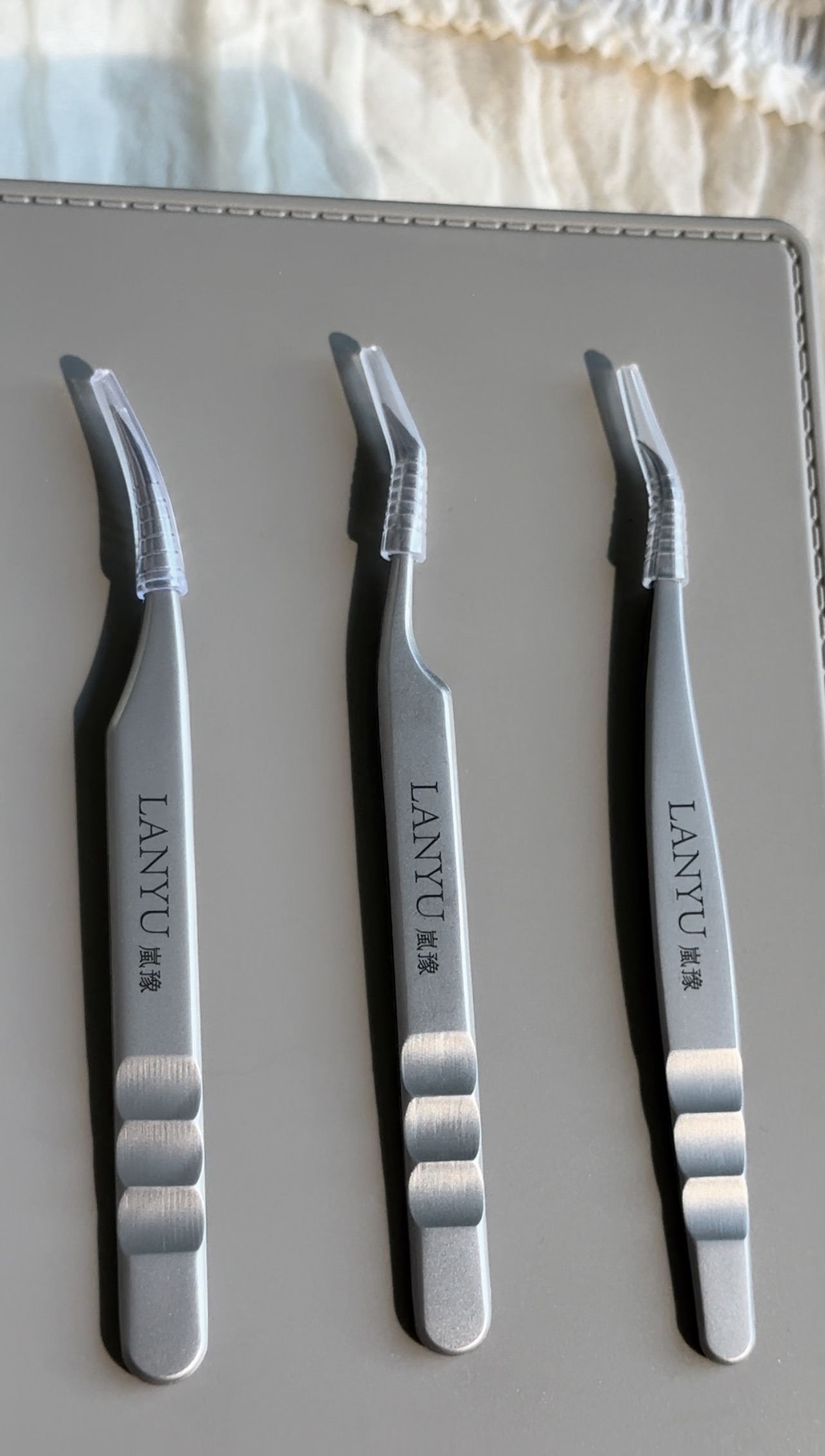 LANYU嵐豫睫毛鑷子