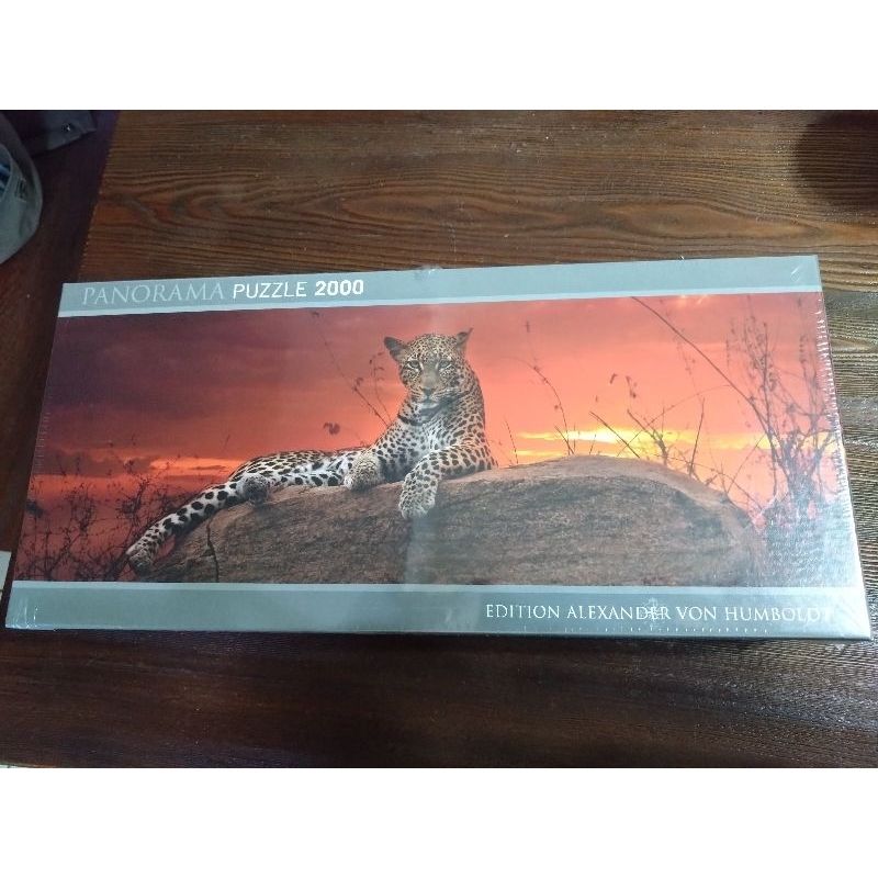 Heye 29608 紅色黎明/草原上的豹 Red Dawn 2000片拼圖（全新未拆封）