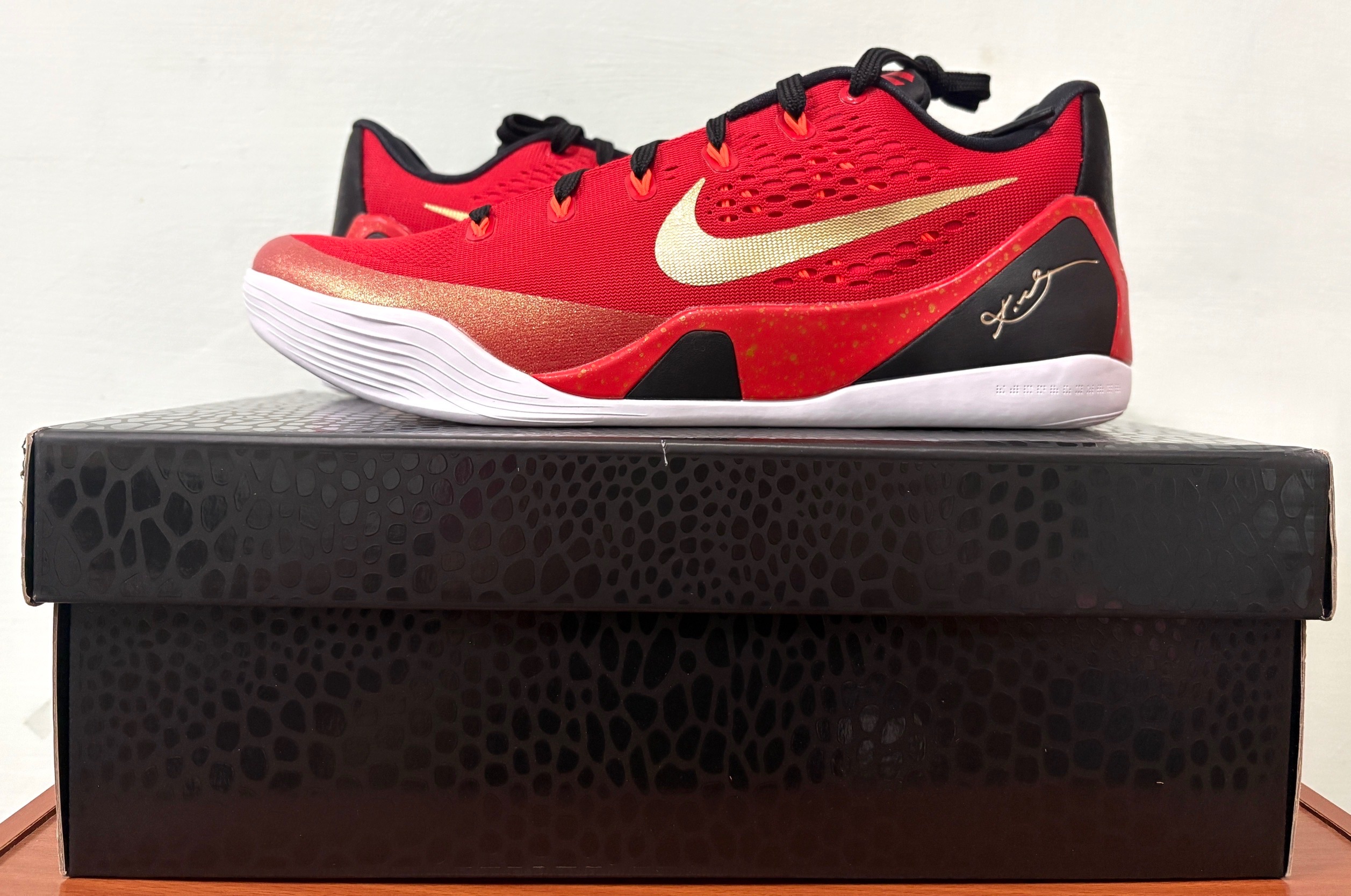 正版全新現貨）Kobe 9 ELITE LOW PROTRO 籃球鞋 US11.5 29.5cm IH1400-600