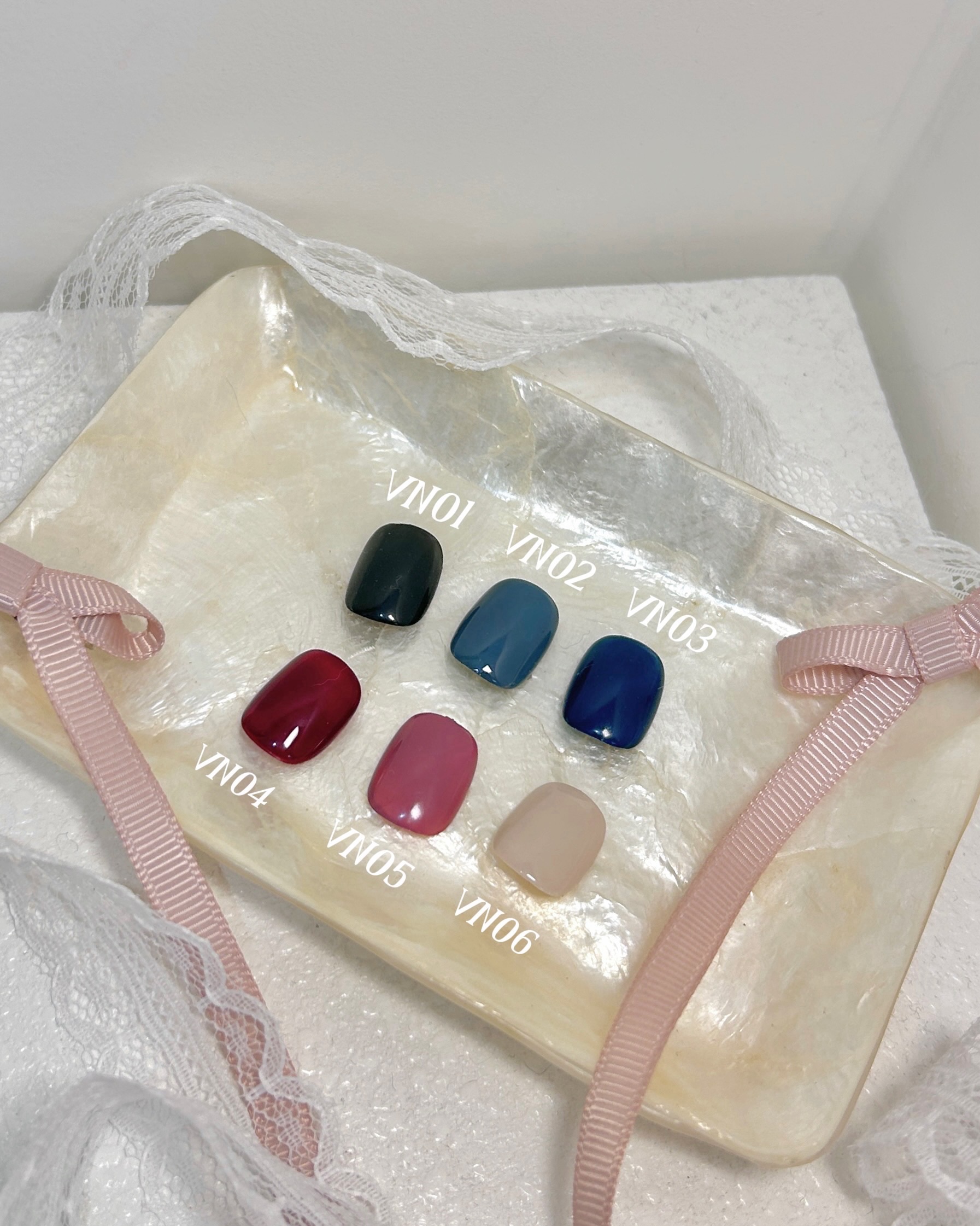 VVN X GLITTER 聯名色