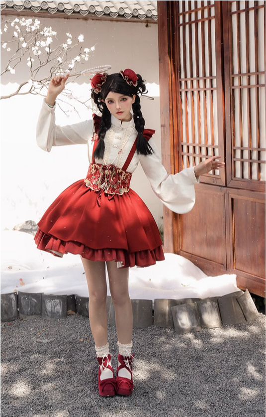 {短款半裙}【代購預購】lolita歲歲年年 花朵蝴蝶刺繡荷葉邊飛袖背帶裙＆襯衫＆馬甲＆雲肩＆髮簪套裝 中國風蘿莉塔
