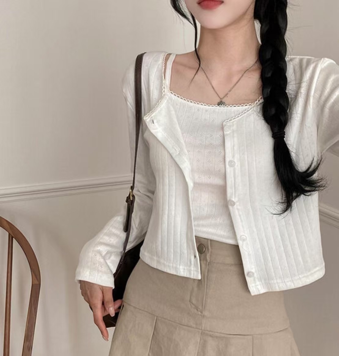 現貨+預購ෆ🏷ʏᴜɴᴀ’s ·正韓代購🇰🇷韓系壓紋蕾絲長袖上衣+吊帶set 3colors