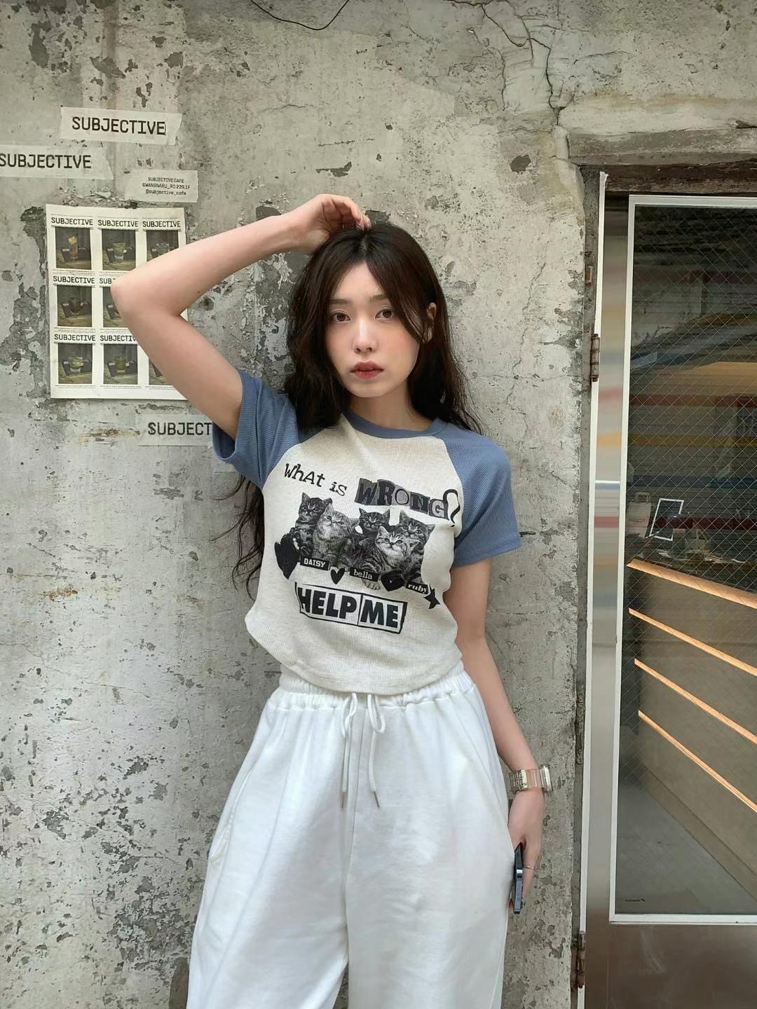 現貨+預購ෆ🏷ʏᴜɴᴀ’s ·正韓代購🇰🇷可愛貓咪復古拼接短版上衣