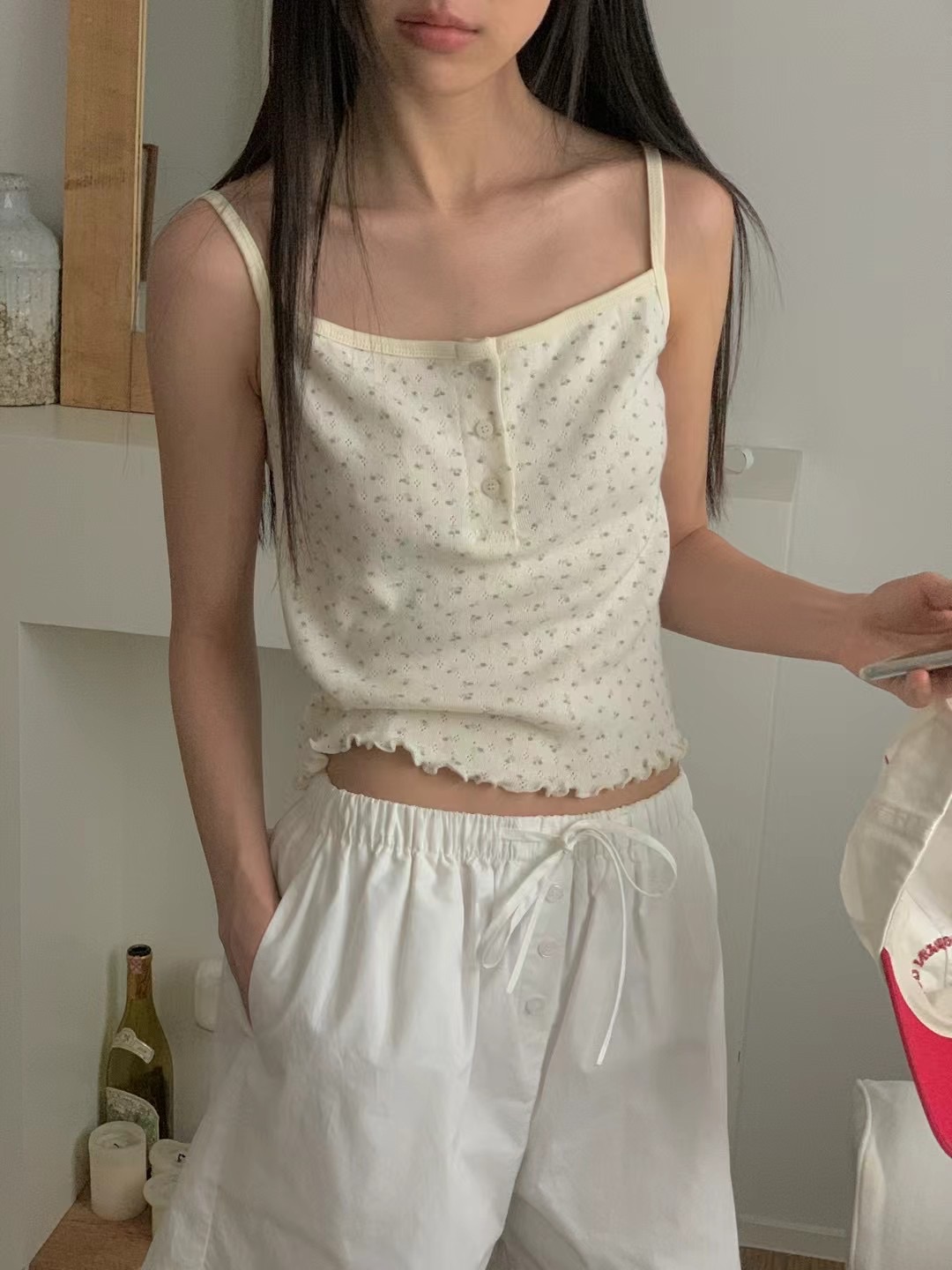 ￼🏷ʏᴜɴᴀ’s ·正韓代購🇰🇷溫柔日常🌼純棉小碎花吊帶背心