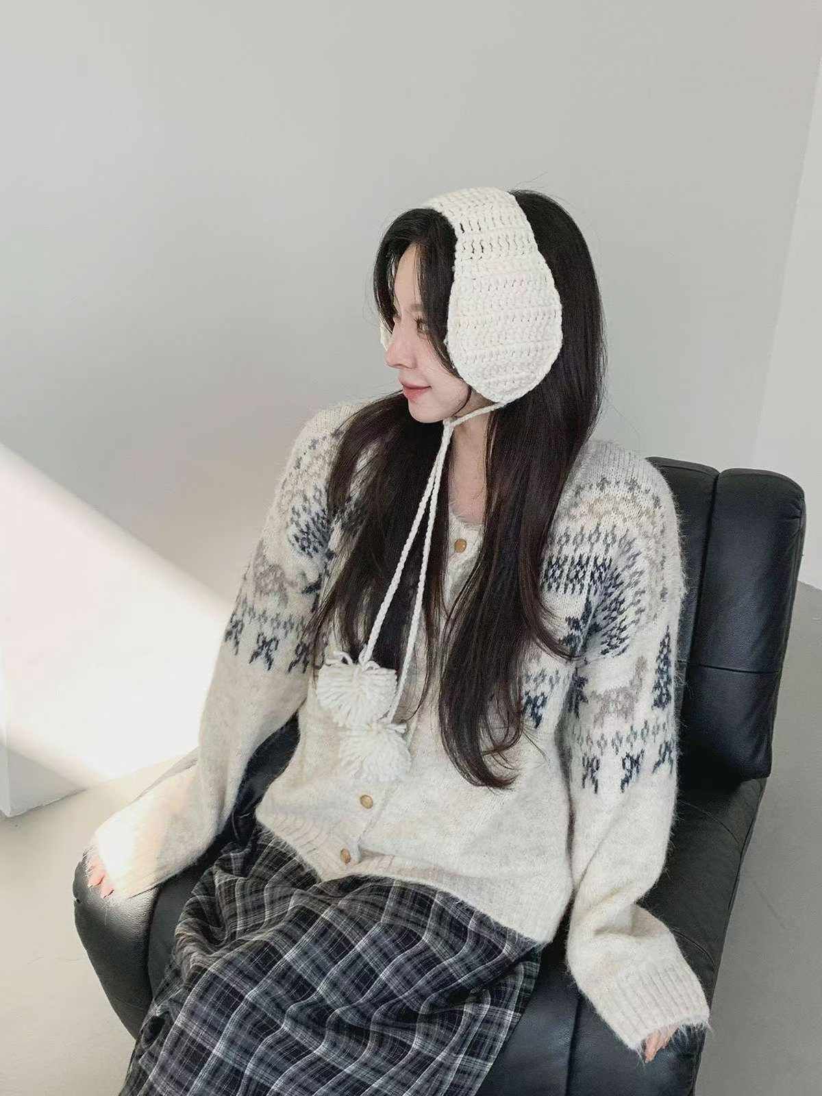 🏷ʏᴜɴᴀ’s ·正韓代購🇰🇷冬日暖光❄️毛球針織暖耳帽 耳罩