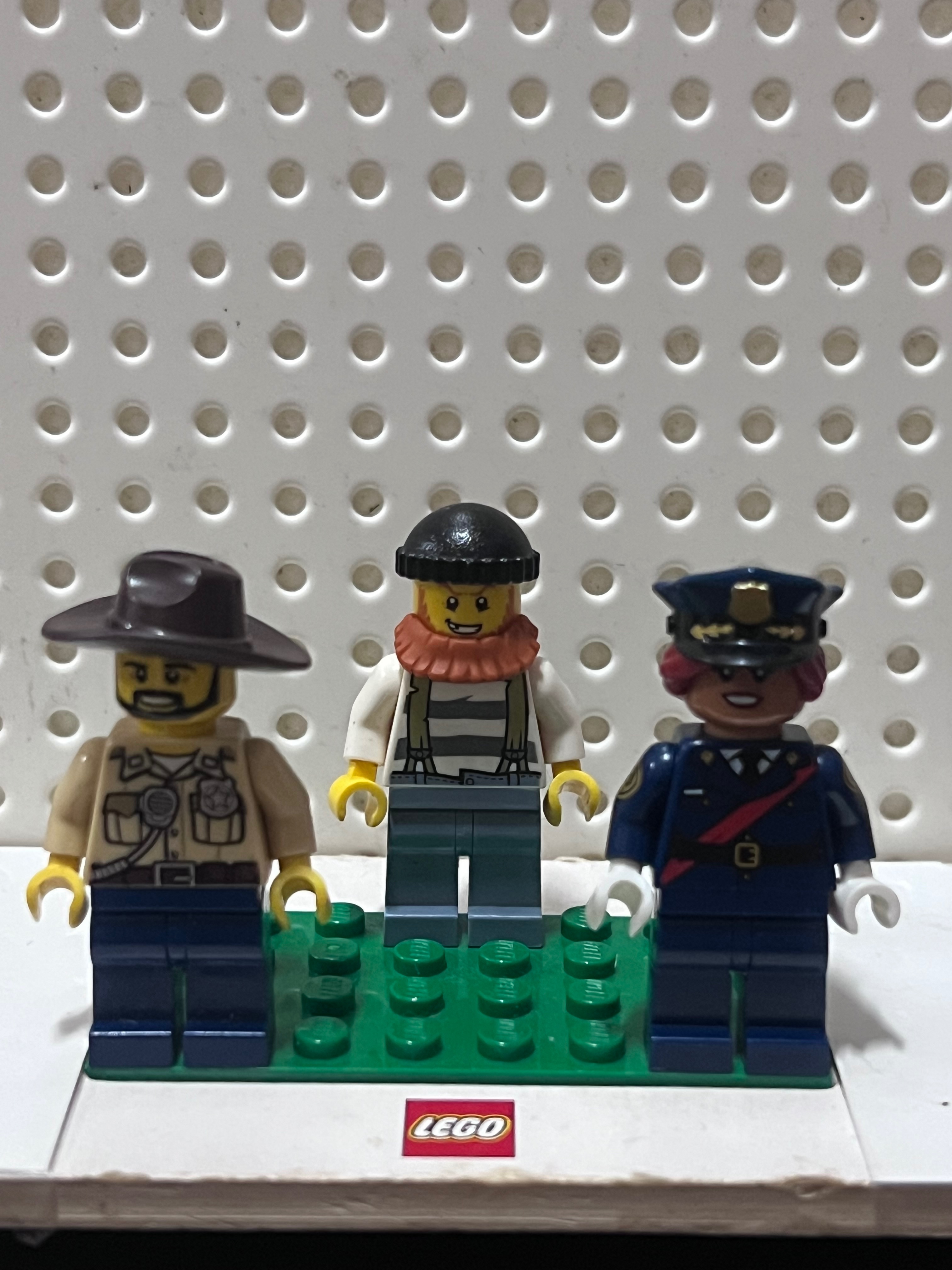 LEGO 警察抓小偷（附上鱷魚🐊）