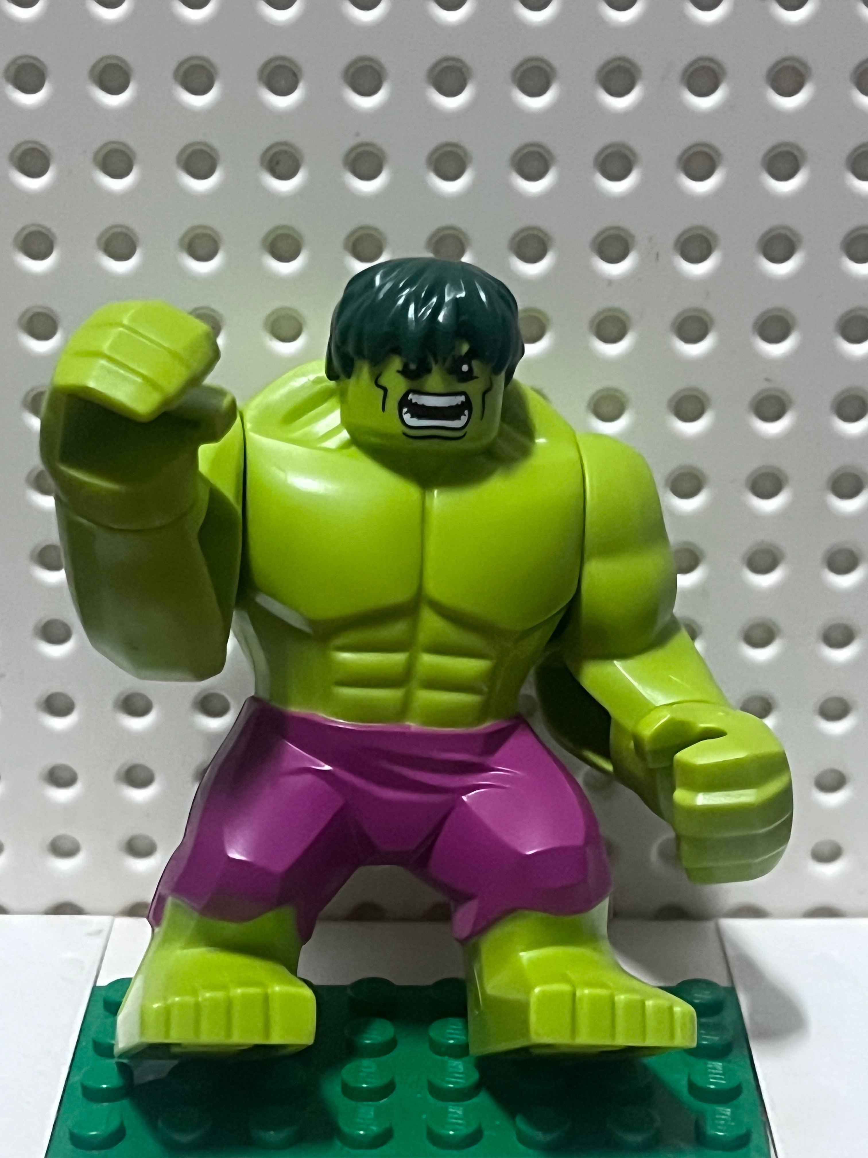 LEGO 浩克人偶
