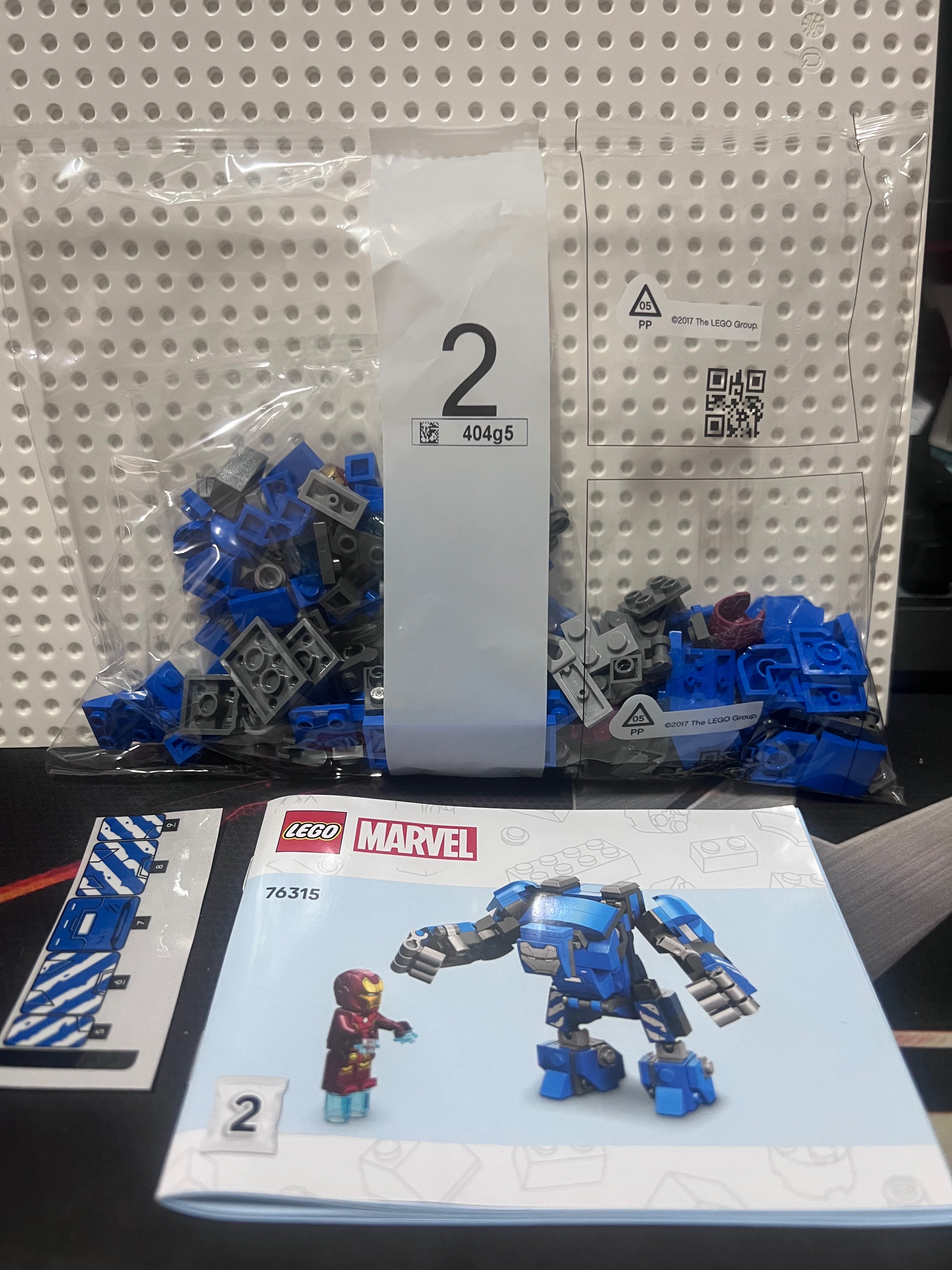 LEGO 76315漫威鋼鐵人+機甲