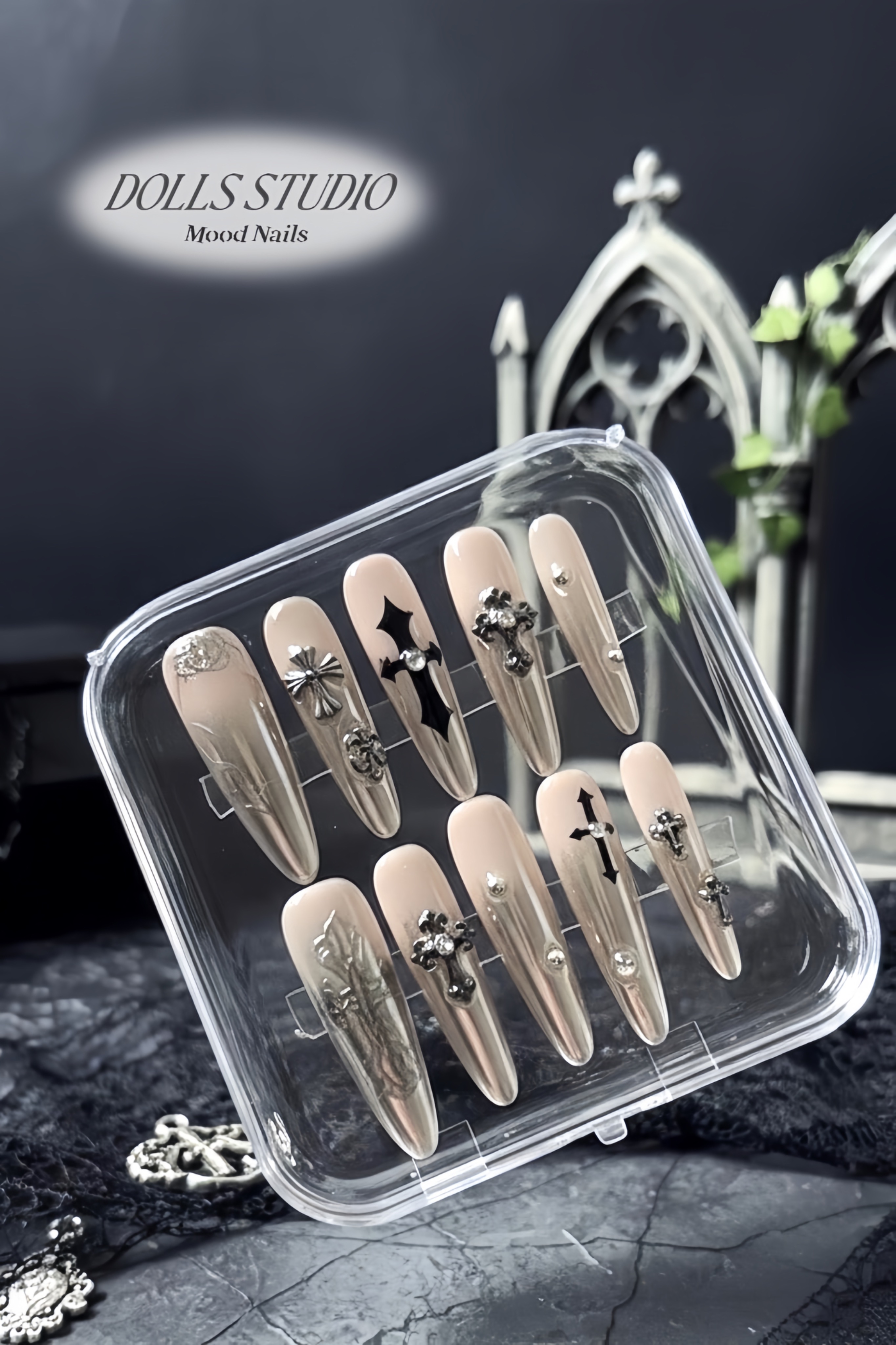 DOLLS嚴選《暗夜聖殿》