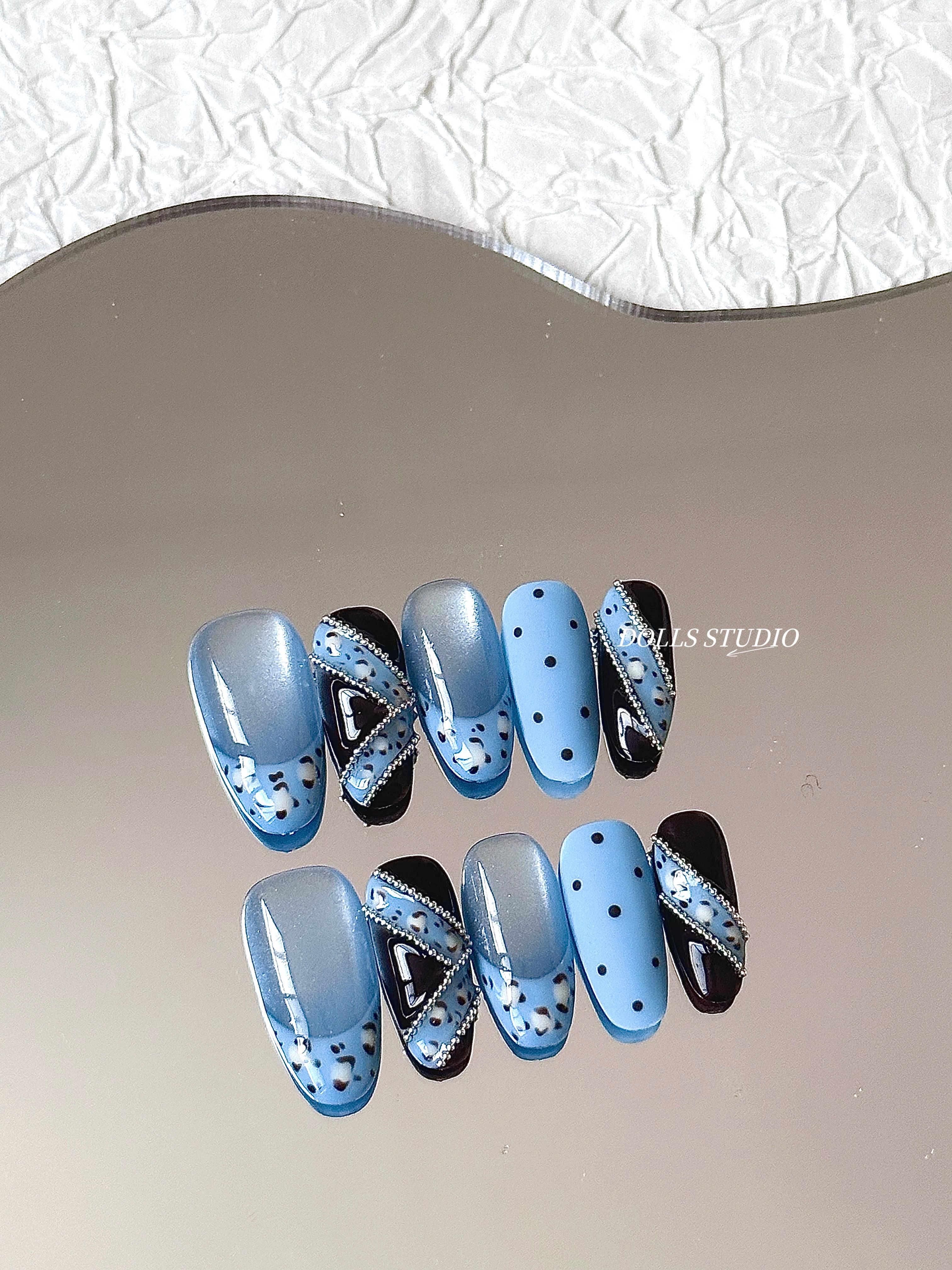 DOLLS嚴選《藍調波點》