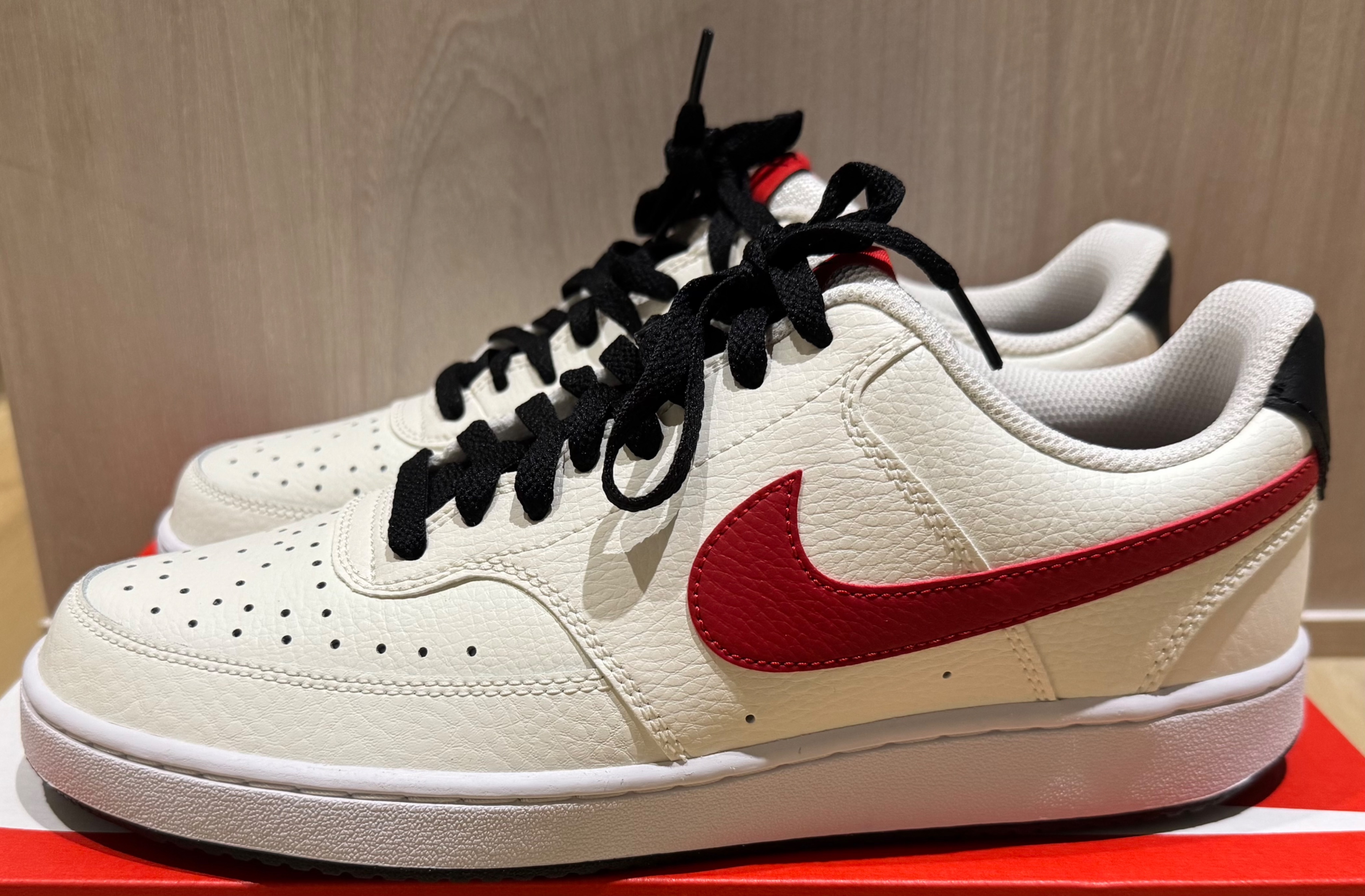 Nike us9.5
