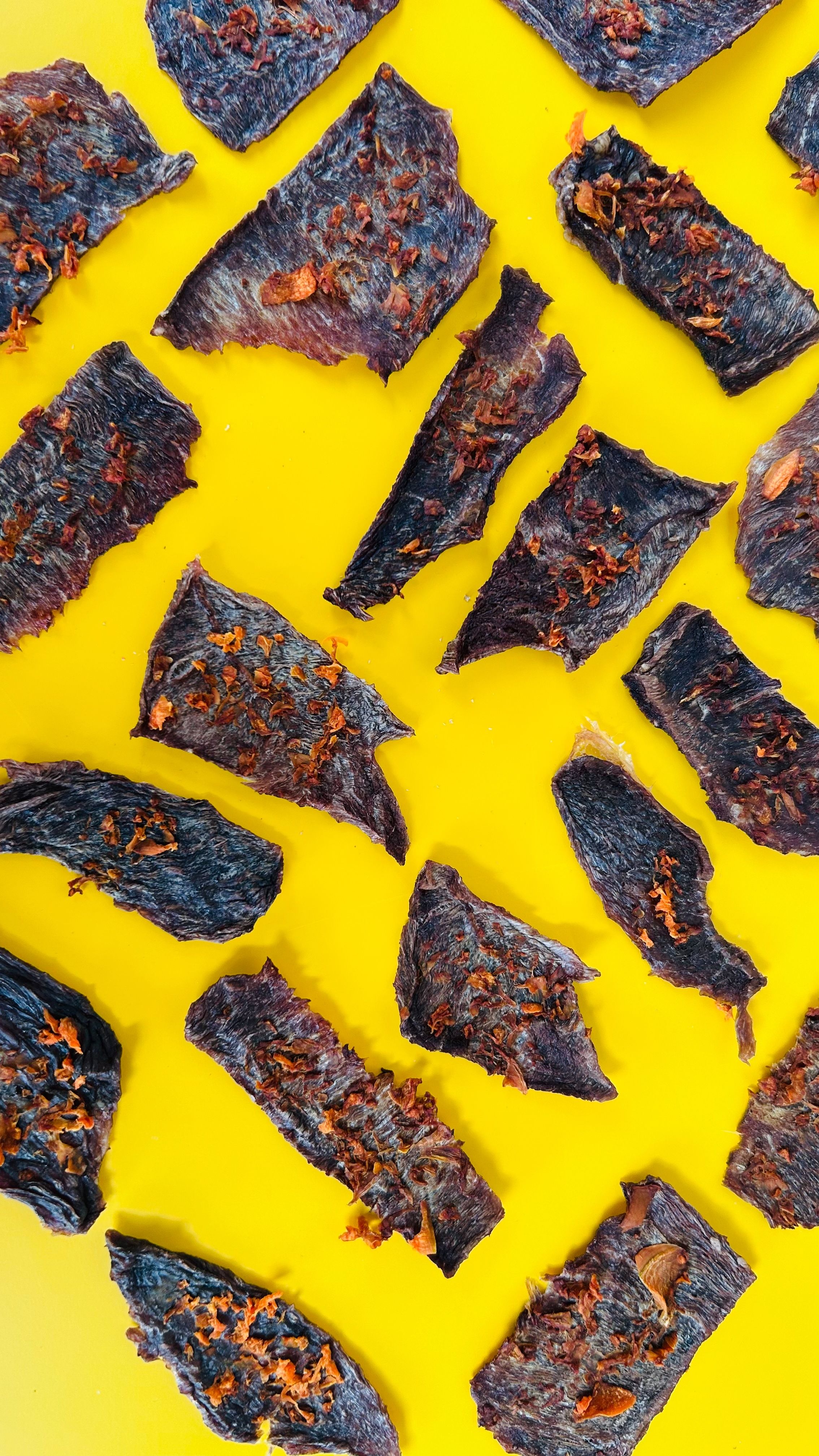 有紅蘿蔔碎的牛肉乾