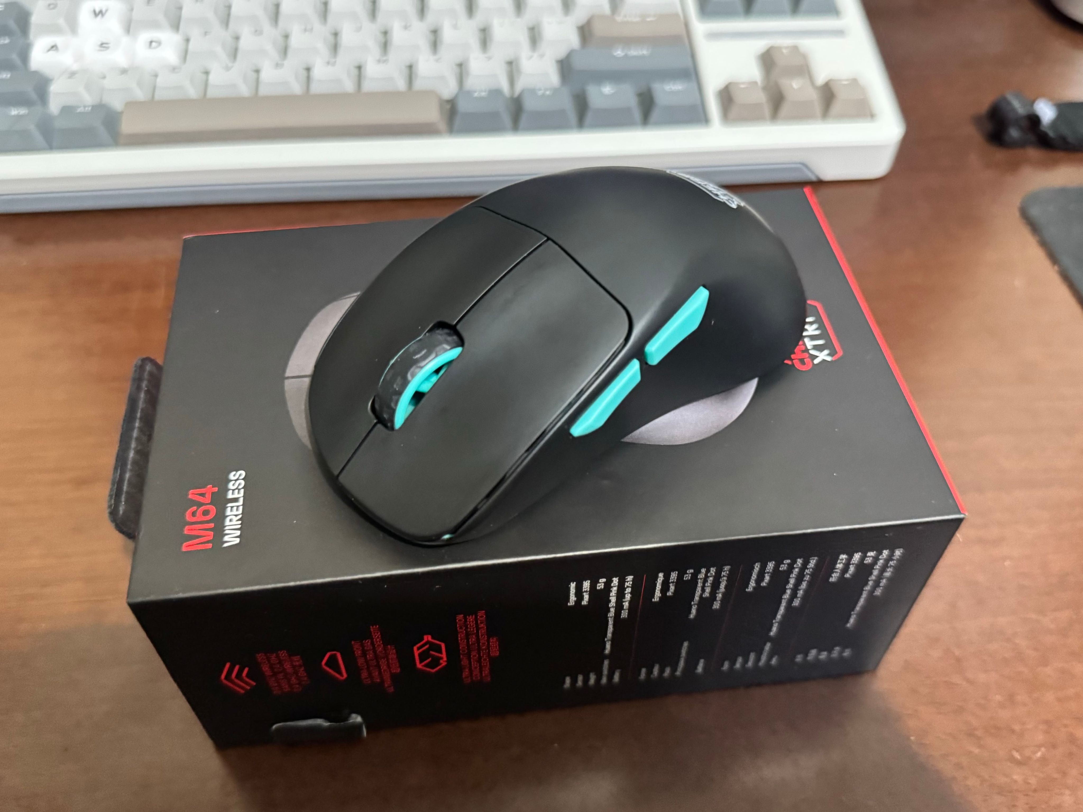CHERRY XTRFY M64 Wireless | 人體工學設計電競滑鼠