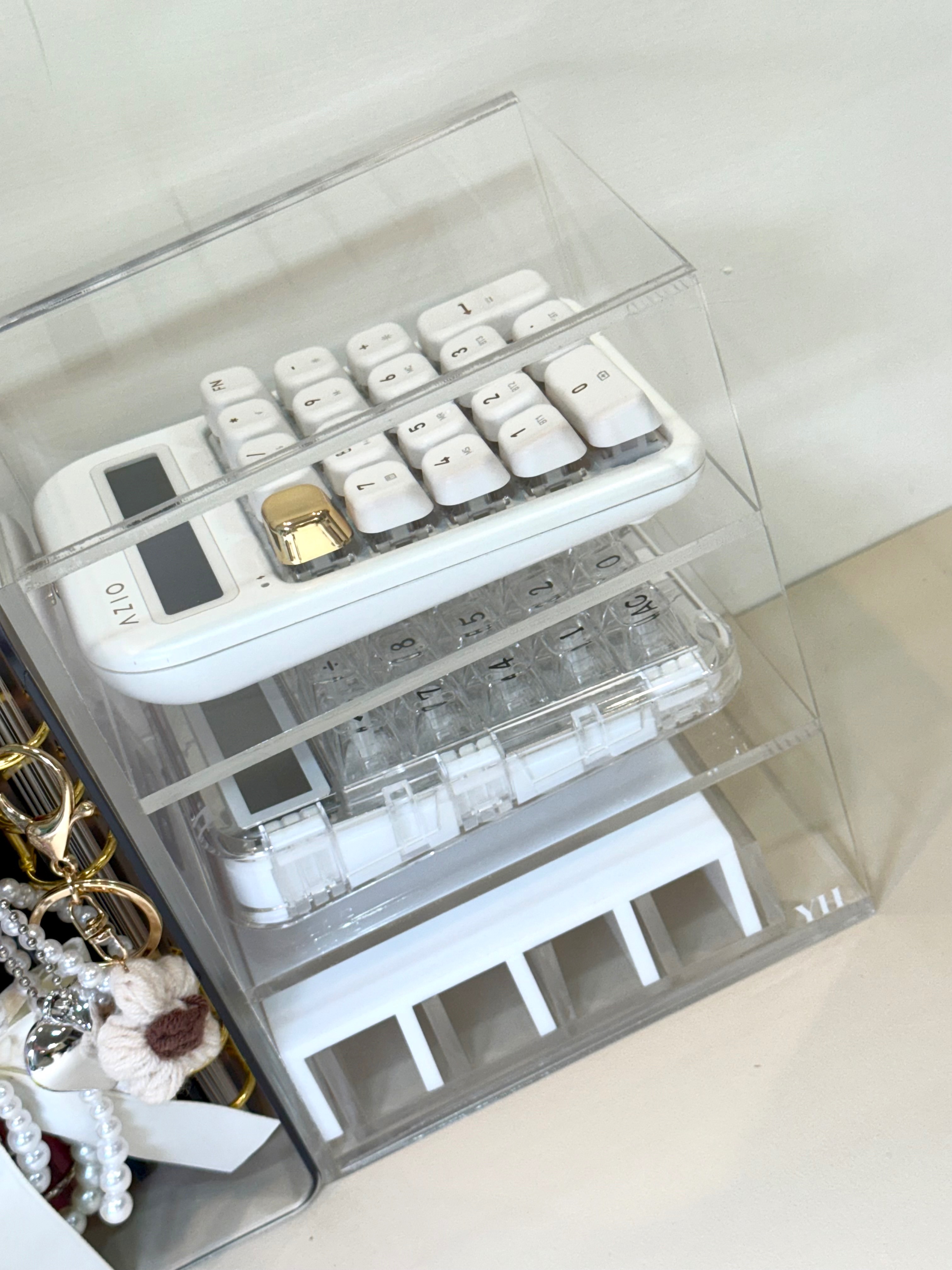 𝗬𝗛 透亮三層收納架