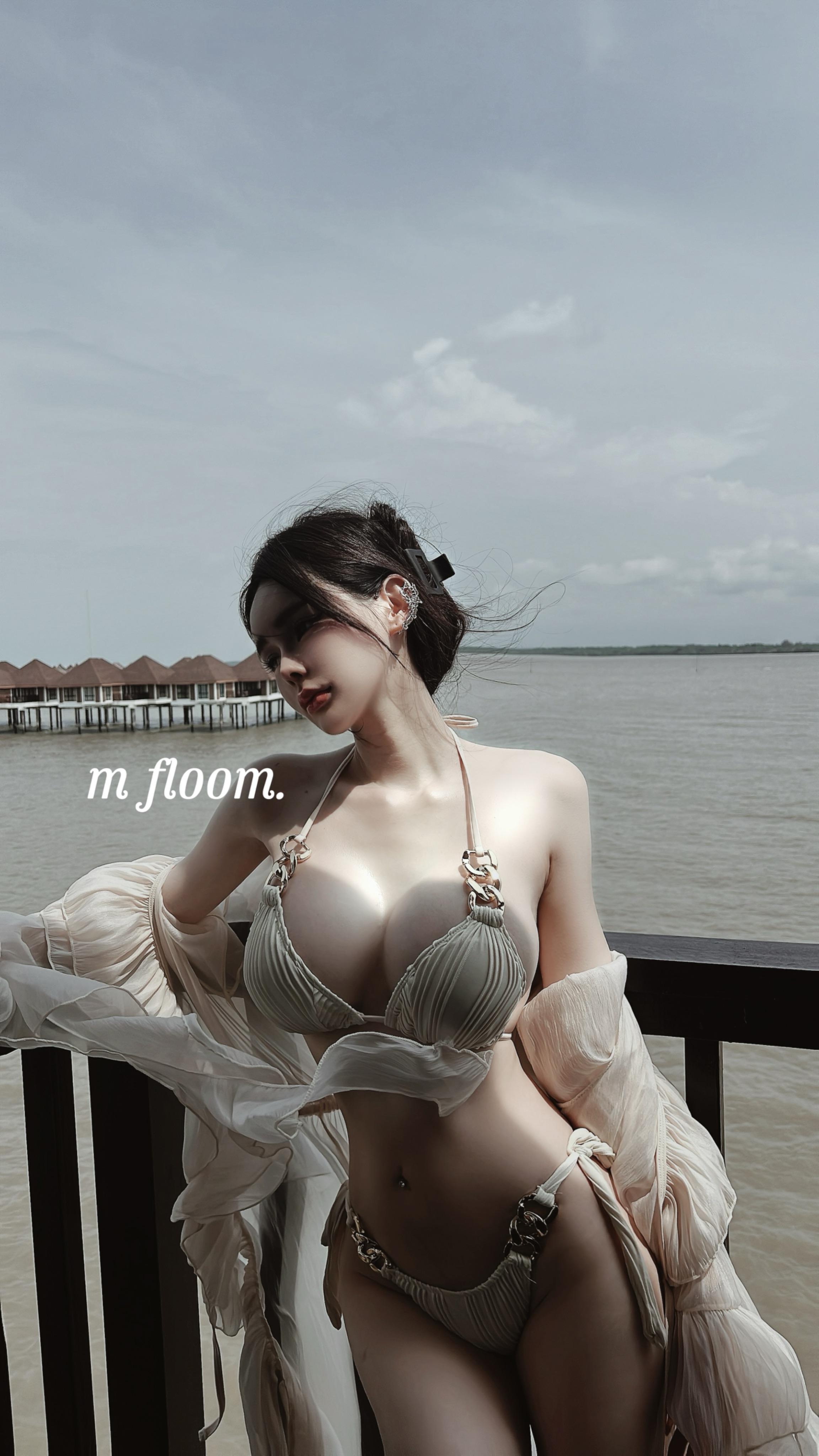 美拉德絕美｜比基尼泳裝+木耳長罩衫