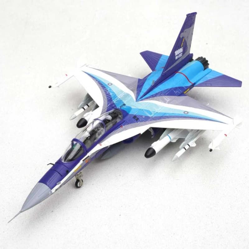 TTF0008T 翔昇計畫 IDF 經國號 雙座 （雄二飛彈） （全新）