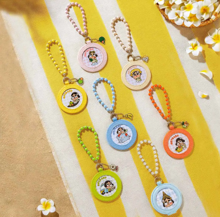 CRYBABY 泰國限定 鏡子掛件盲盒 隨身鏡 哭娃盲盒 公仔