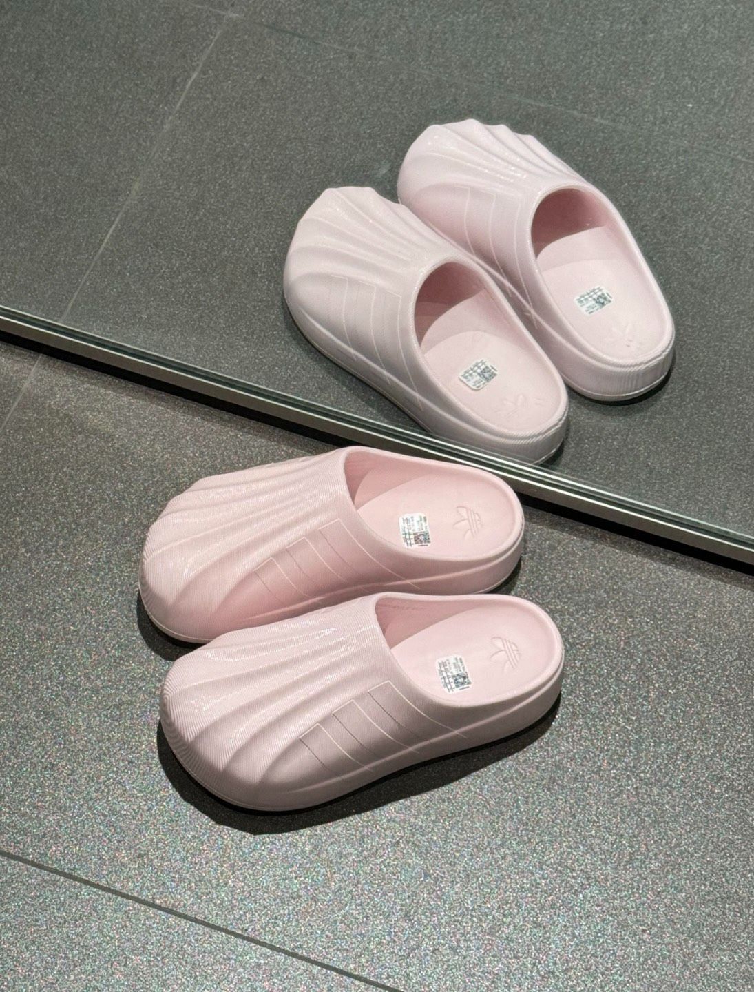 ＜預購＞A D I D AS 貝殼拖鞋 粉色