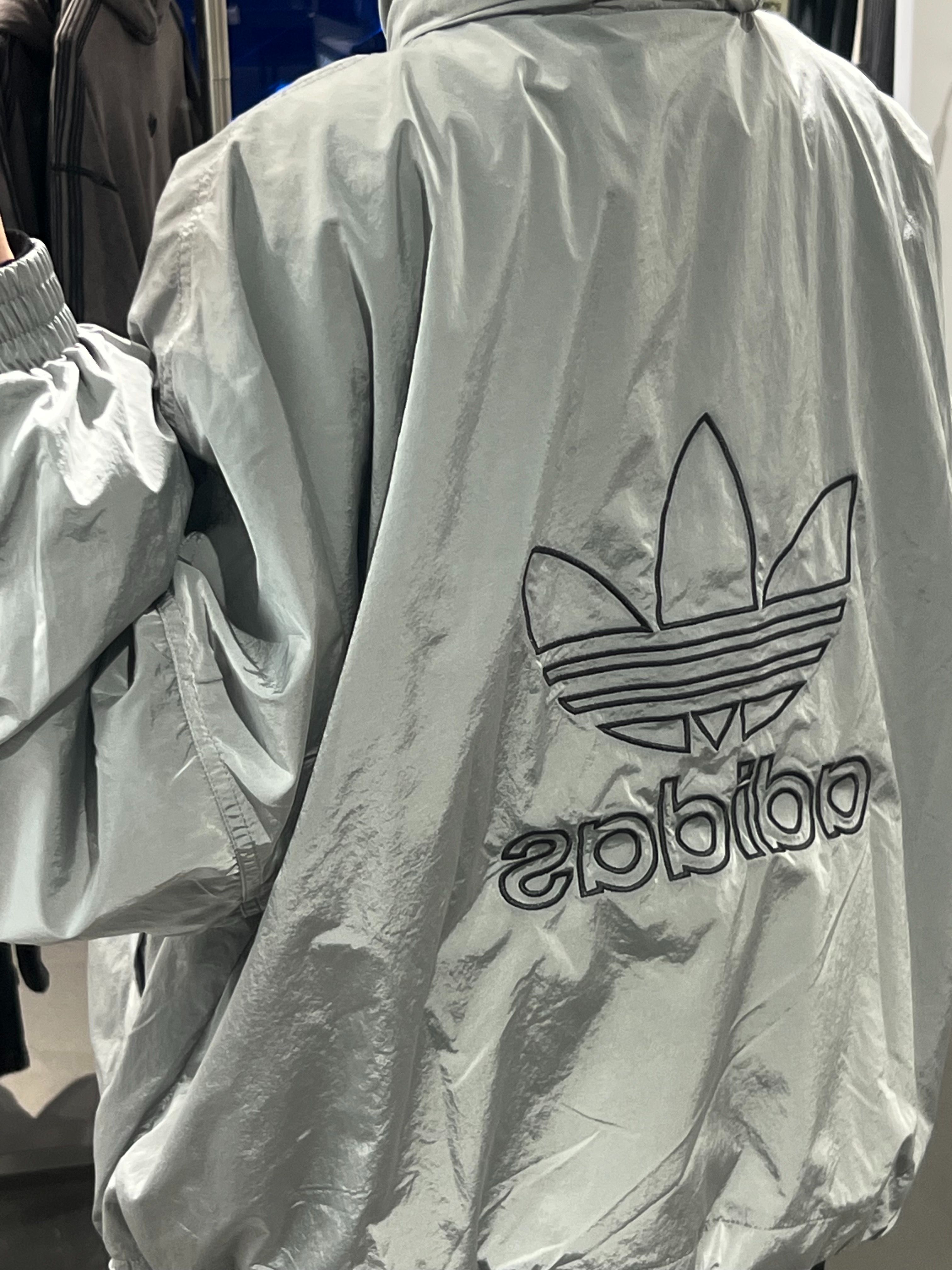 ＜預購＞愛迪達 連帽外套  JD2584