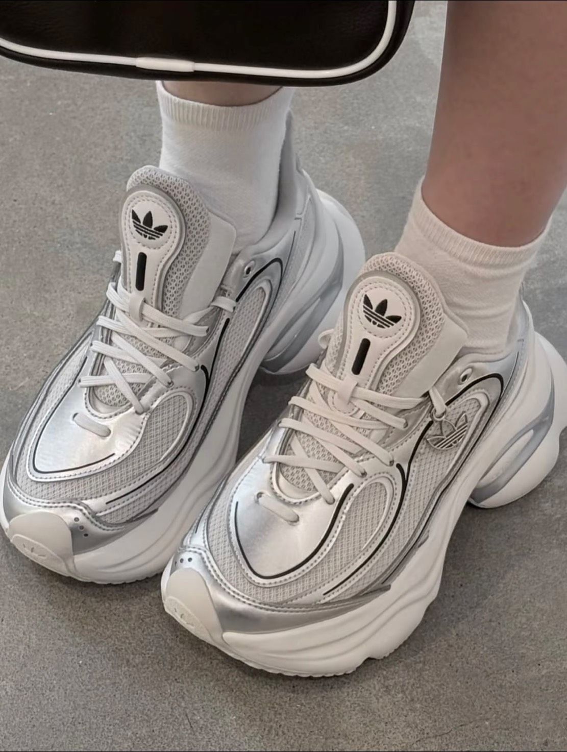 ＜預購＞愛迪達 增高老爹鞋 白銀  KI0557