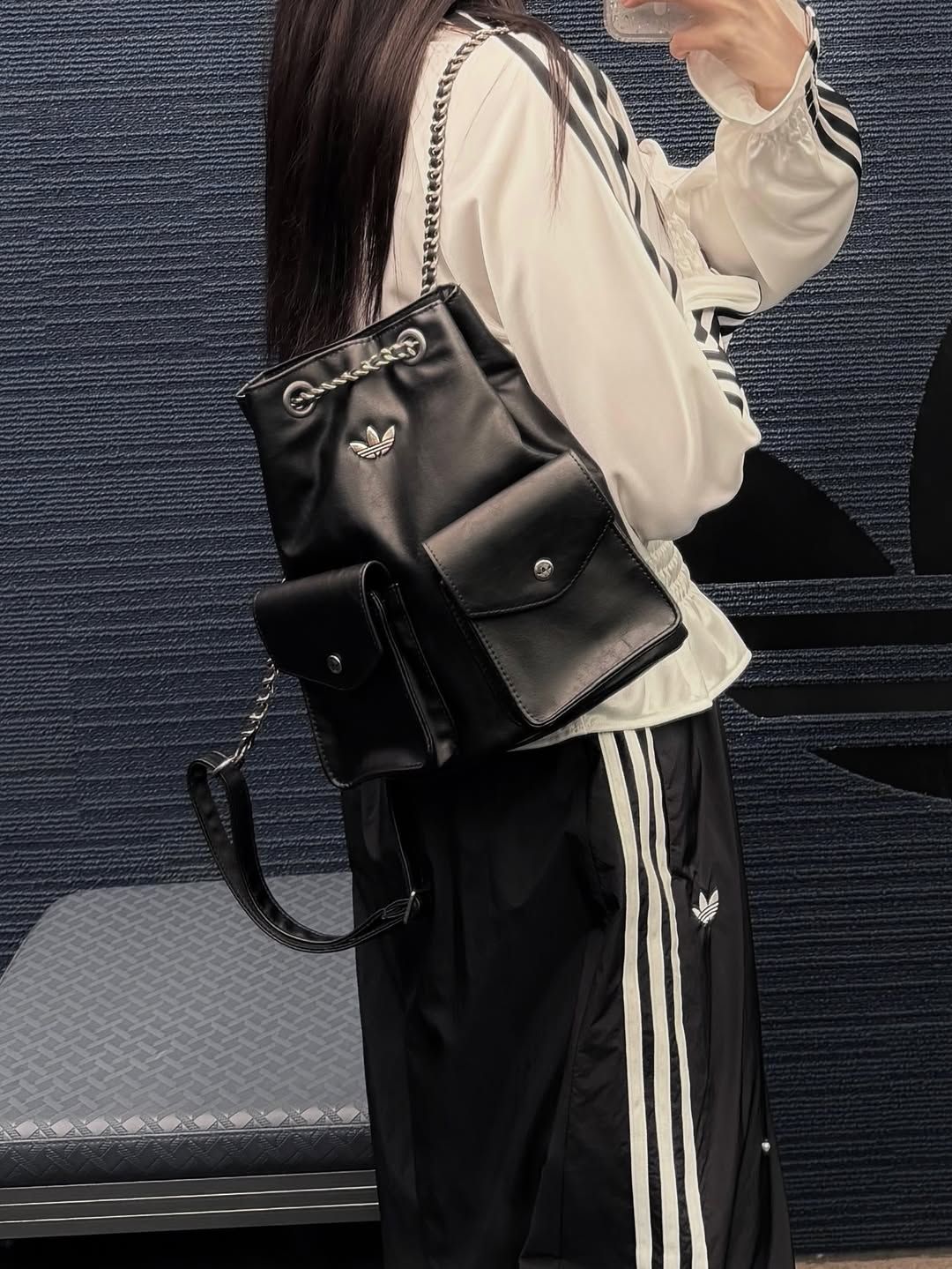 愛迪達 後背包 鍊條包 售完不補