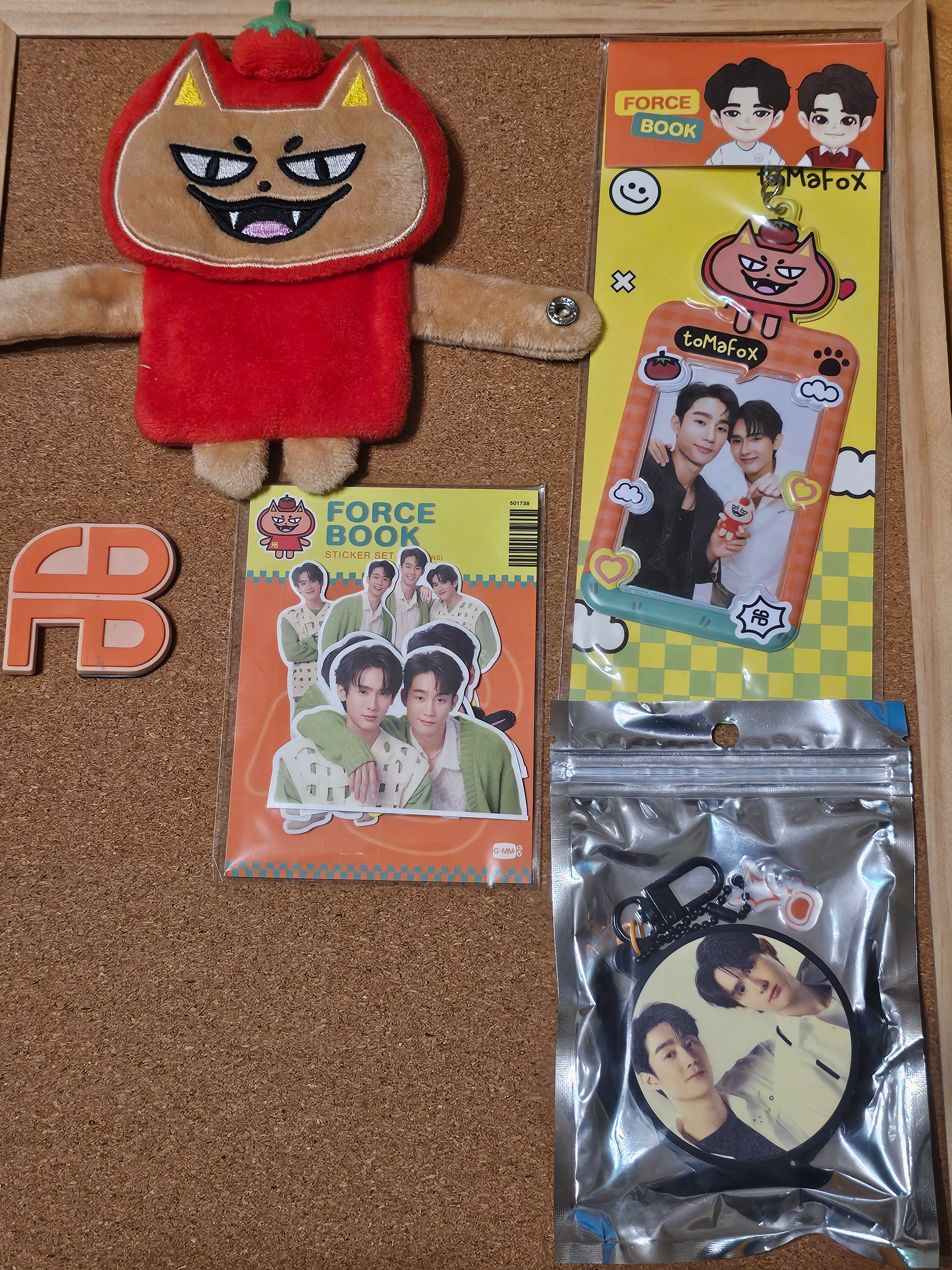 ForceBook周邊（圖二有2025桌曆）