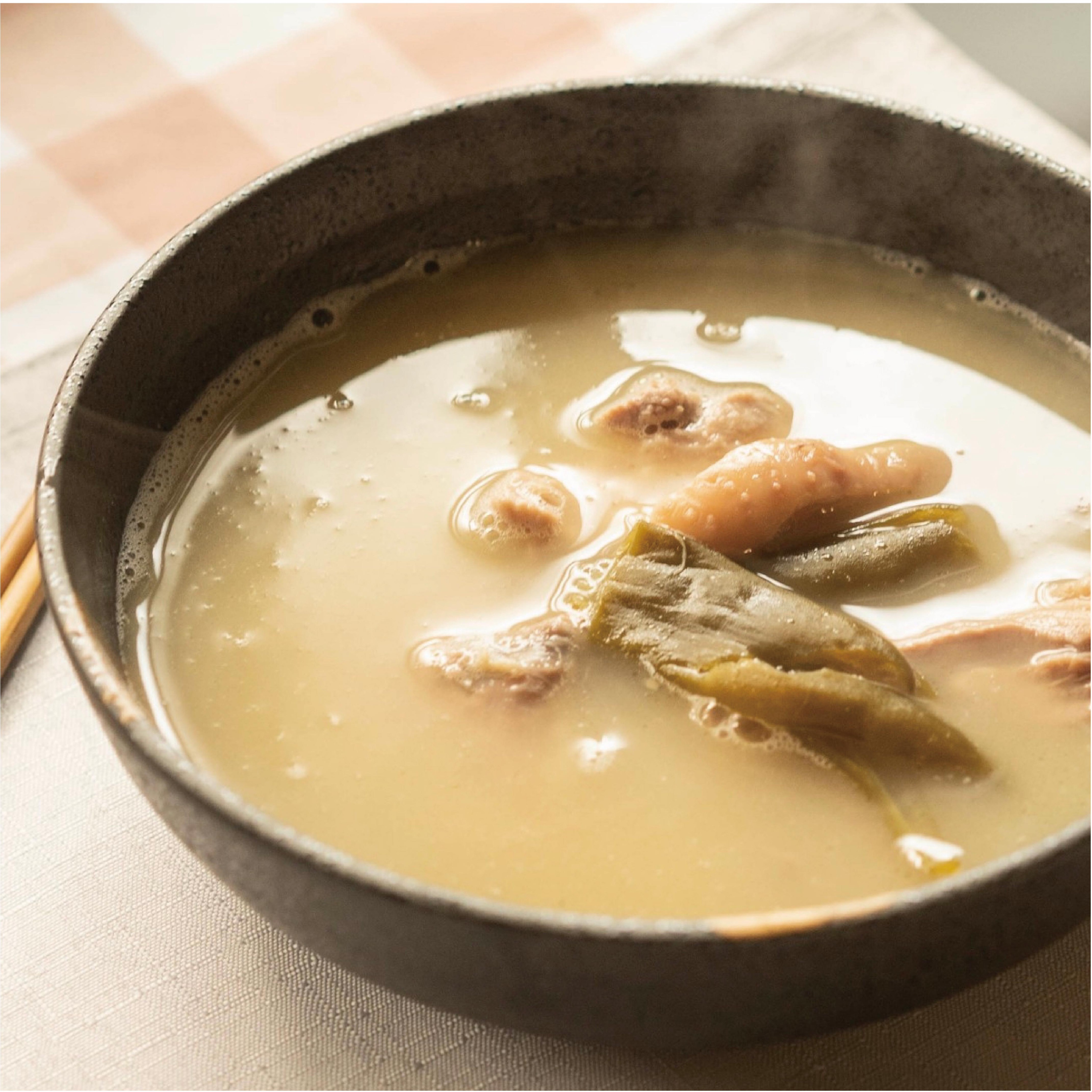 時光機-剝皮辣椒雞煲湯