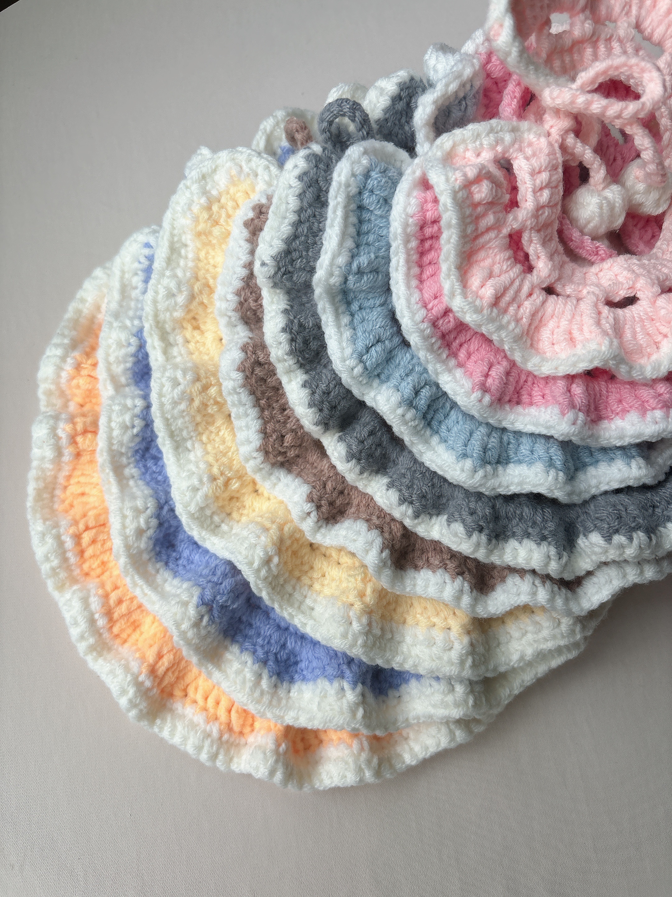 鏤空領巾+蝴蝶結