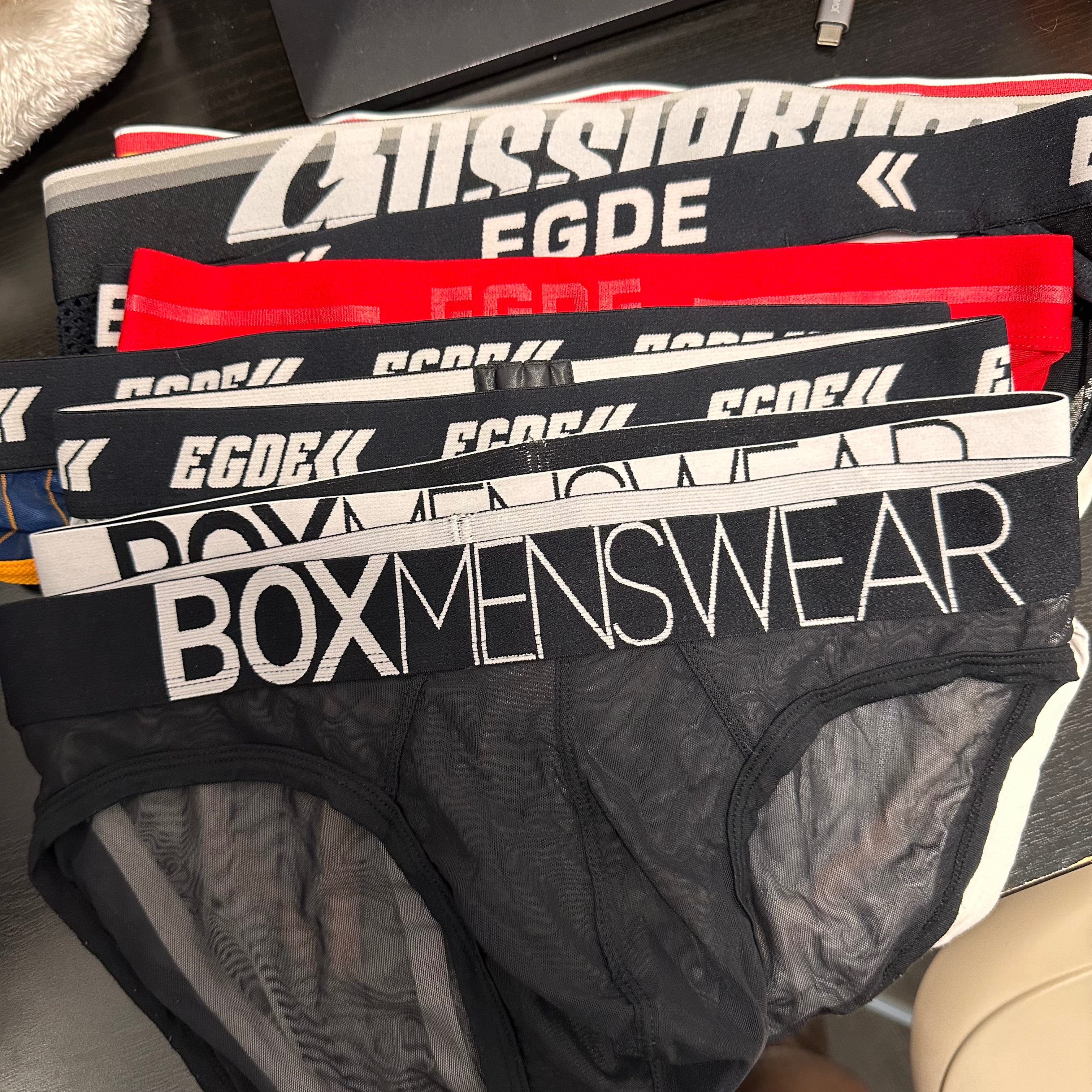 各家透視內褲 點照片看更多