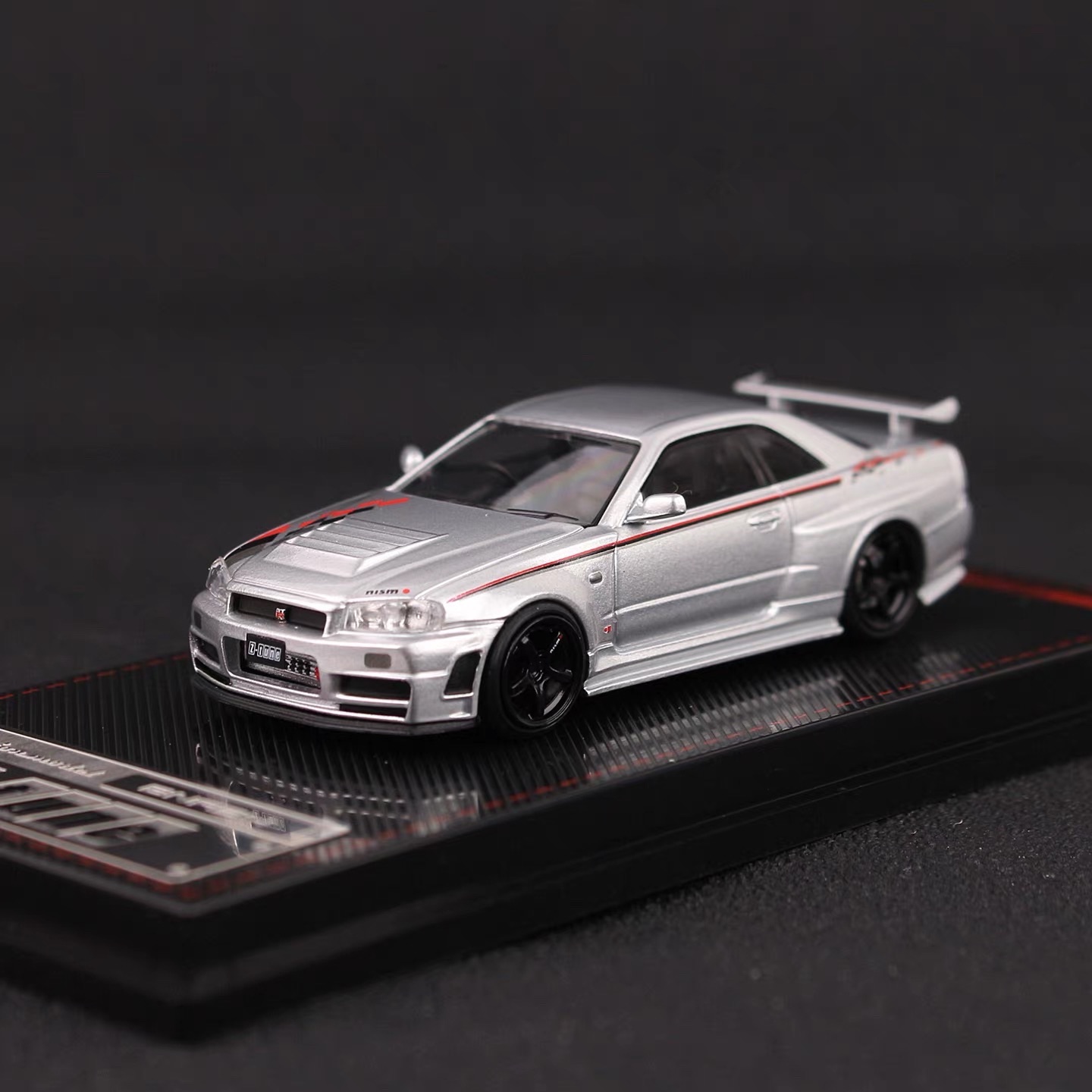 ignition model 1/64 Nismo R34 GT-R Z-tune 銀色