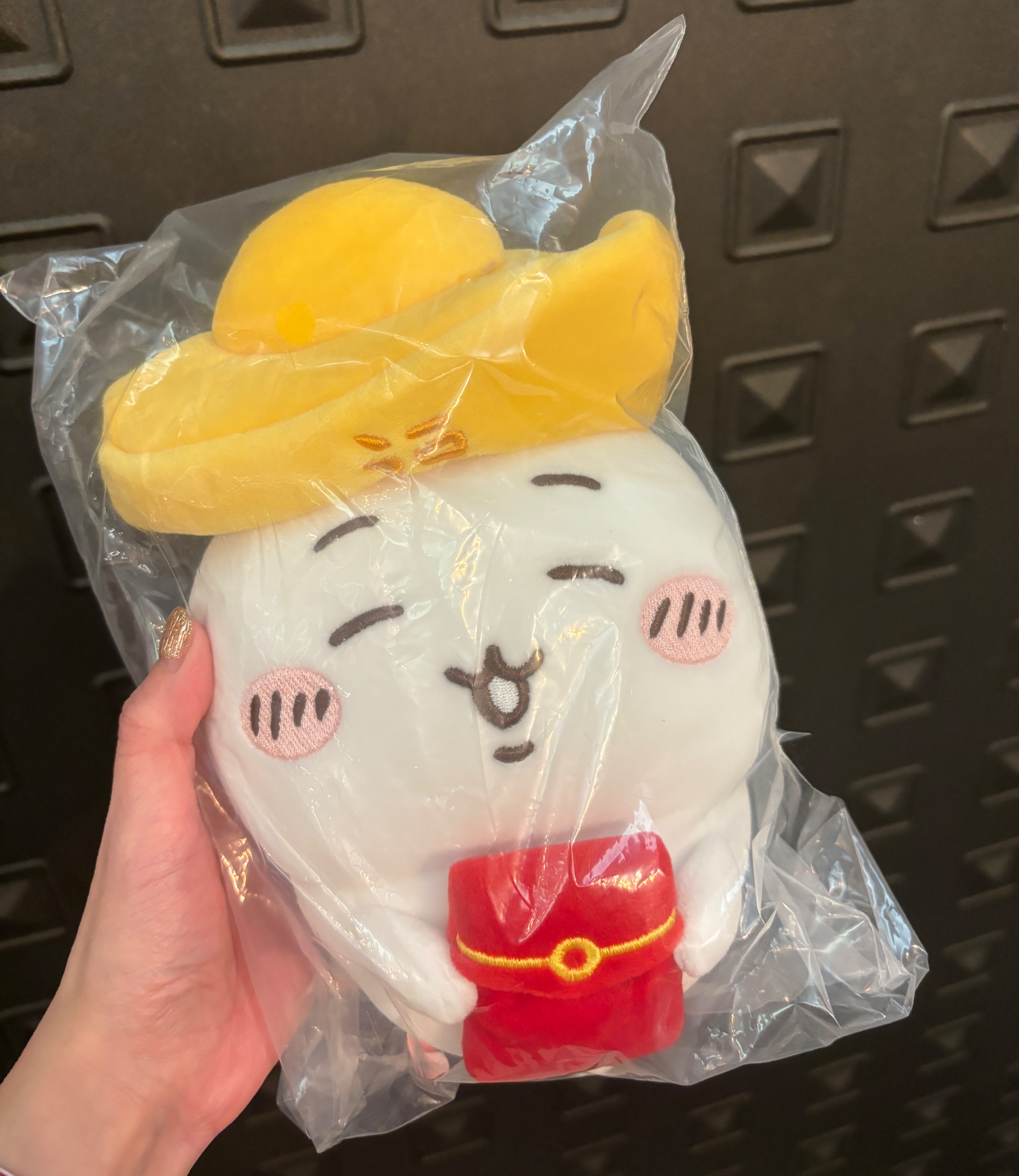 名創優品新年系列-吉伊s娃