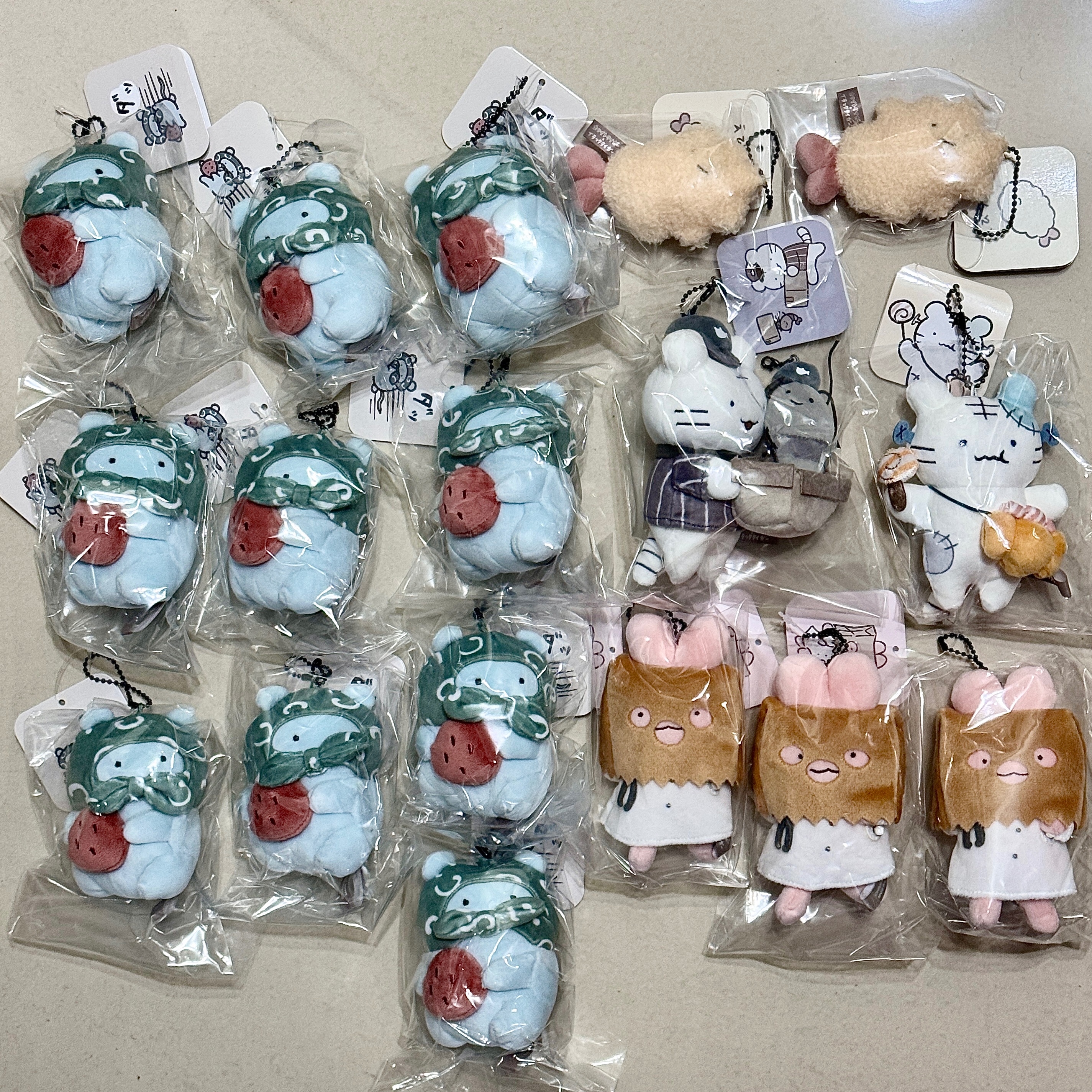 小白虎與黑虎蝦