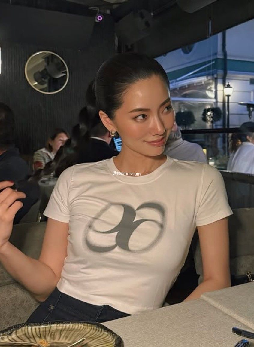 ason HOLIDAY CROPPED T-SHIRT