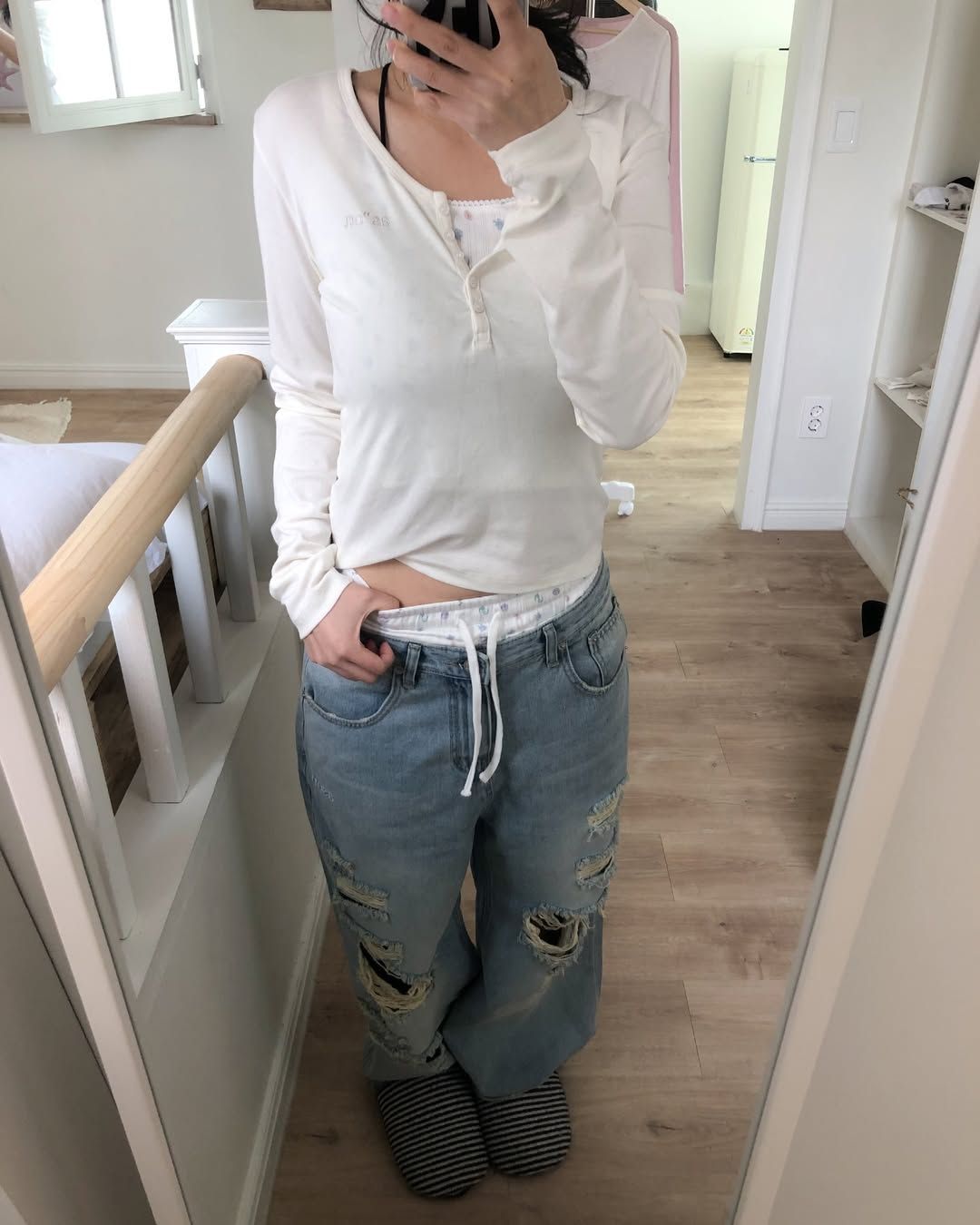 ason LEA BUTTON TEE