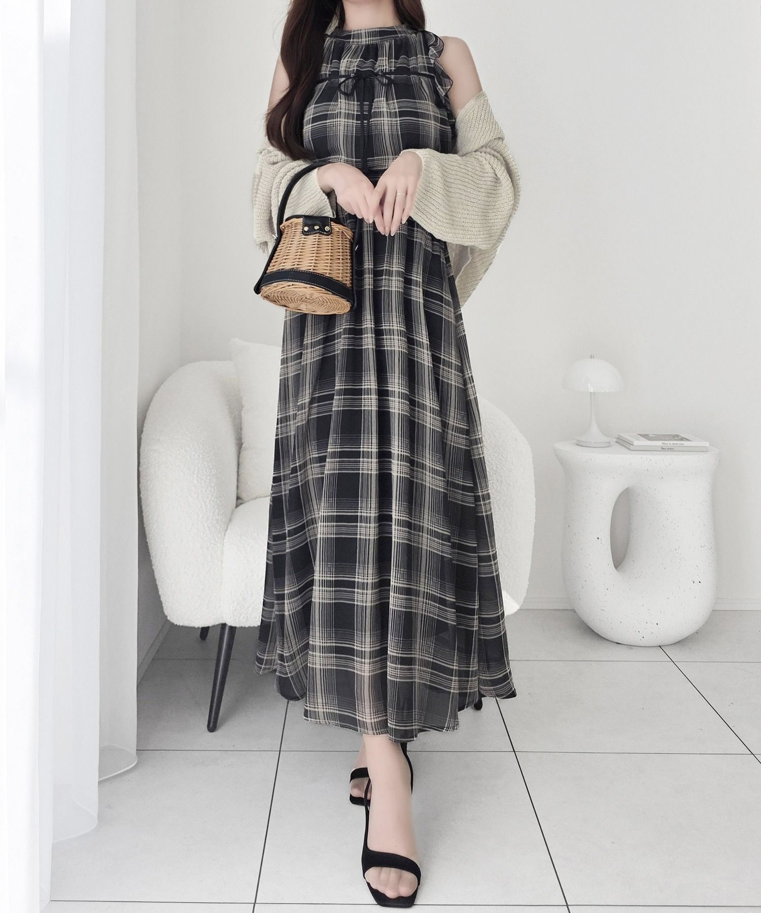 2957 緞帶繫帶連身裙