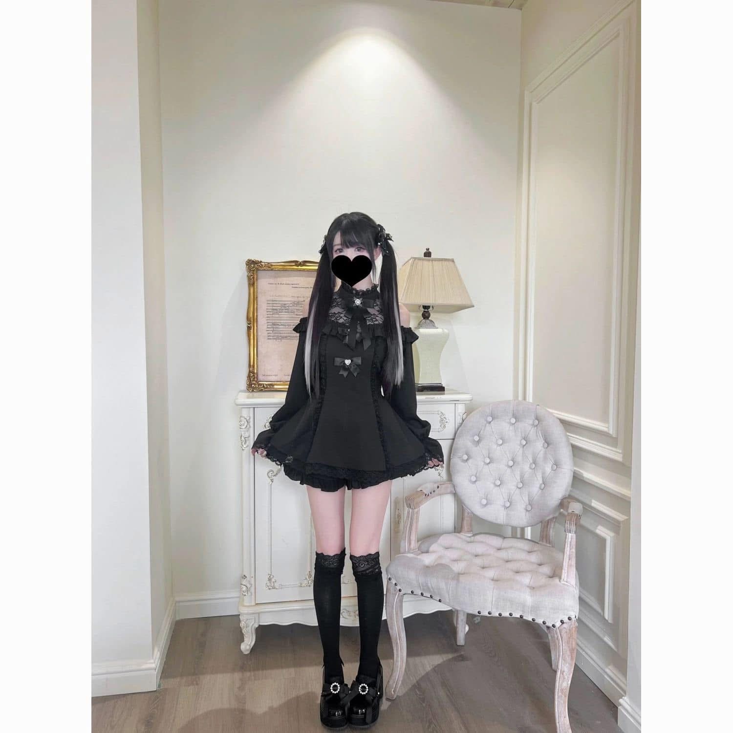 日系暗黑少女感蕾絲拼接收腰顯瘦連衣裙高腰顯瘦荷葉邊短裙兩件套