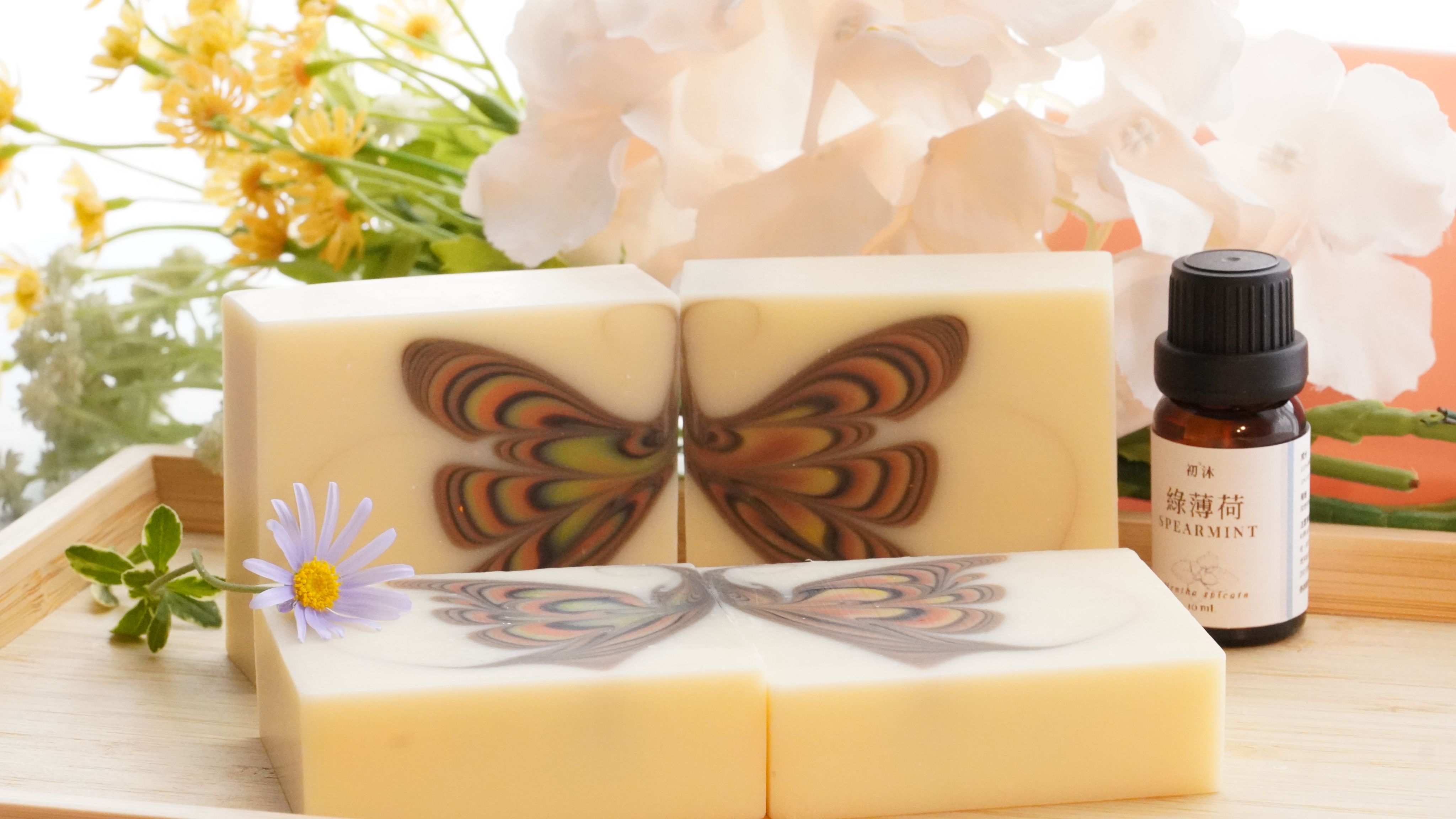 【課程】蝴蝶渲染皂-帶隔板的作法