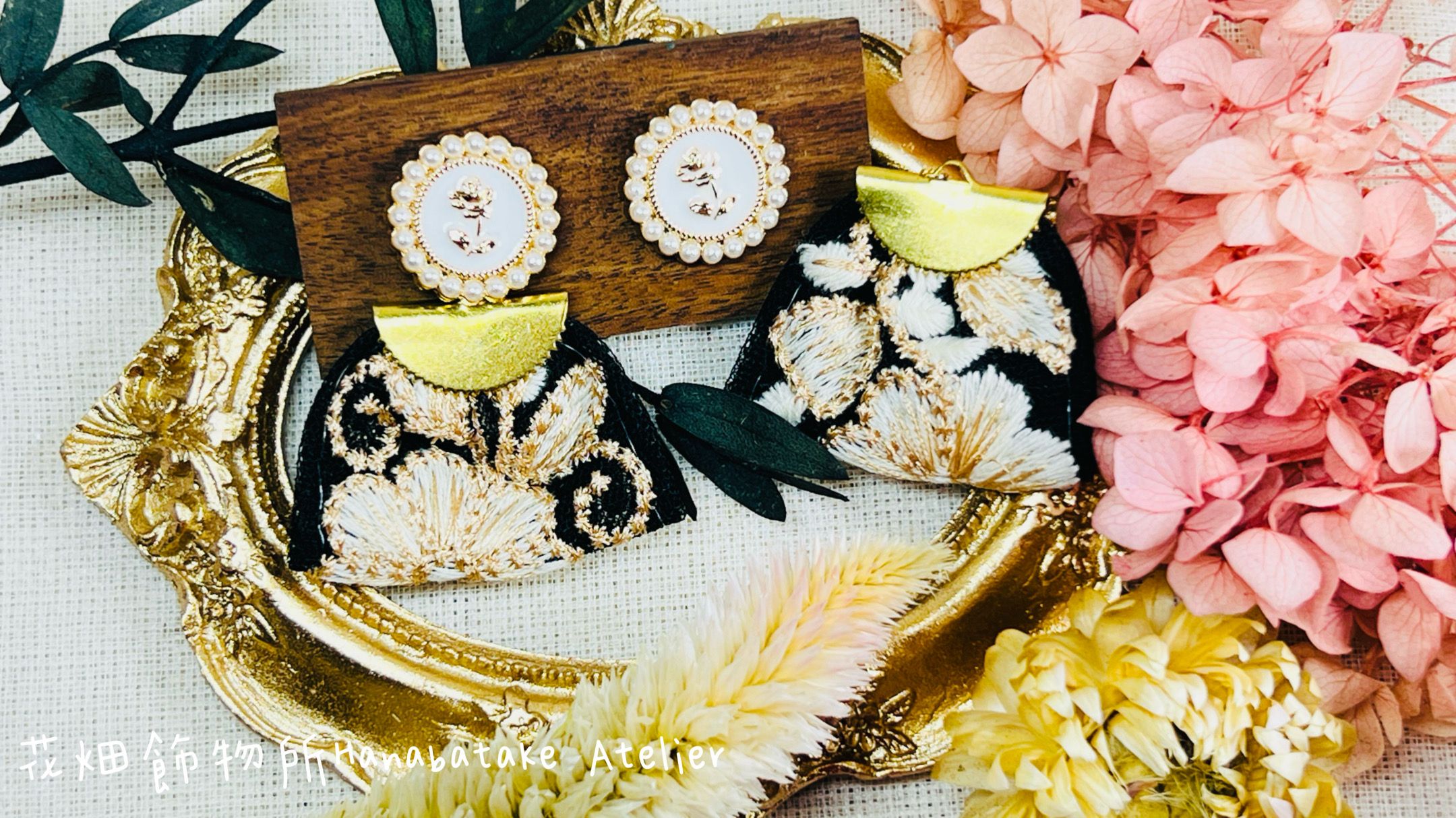花畑飾物所Hanabatake Atelier ｜日系風耳飾｜刺繡緞帶3WAY耳環｜琥珀之庭 琥珀の庭
